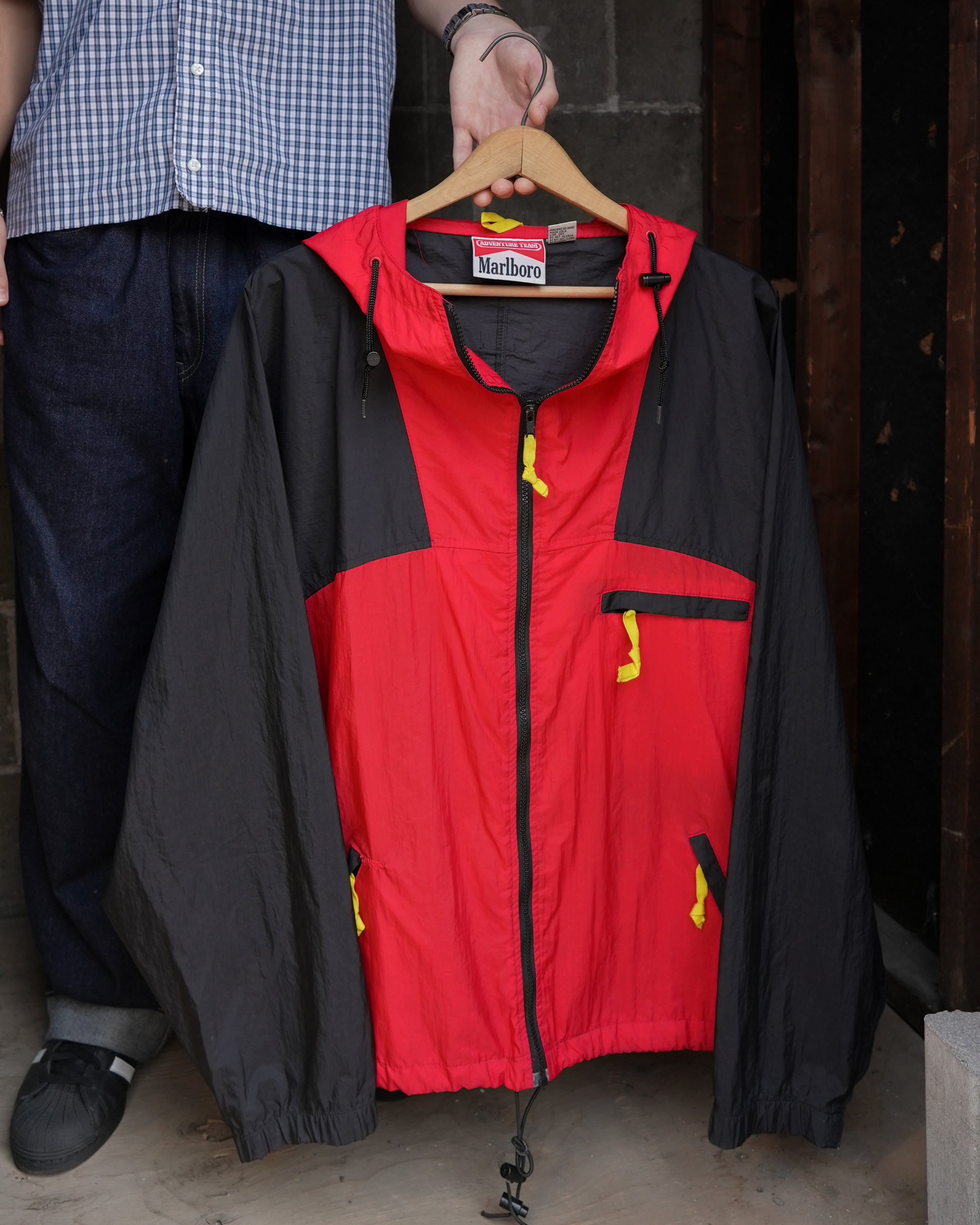 Marlboro サンシェルター marlboro windbreaker – Chez Claude Vintage