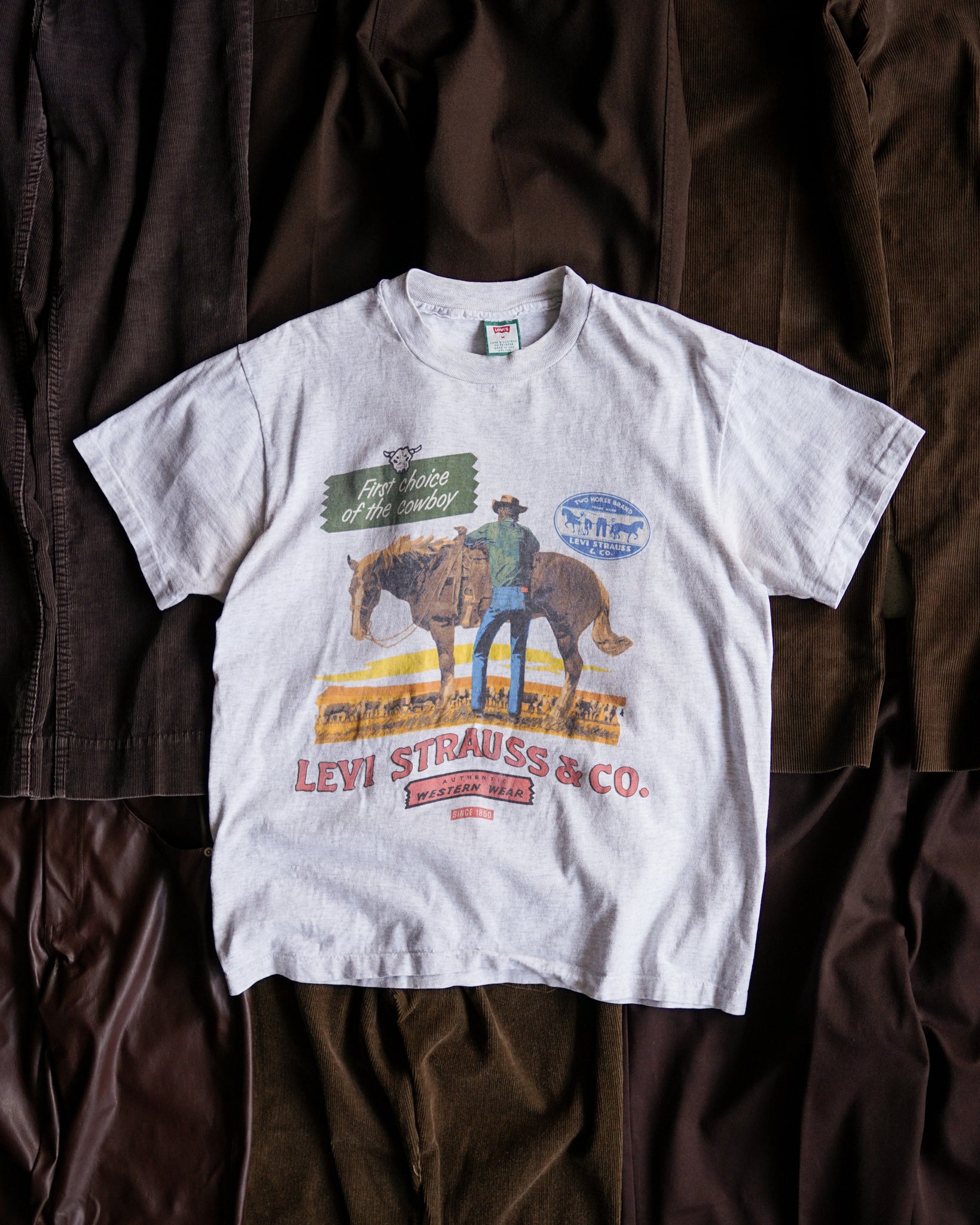 levi's vintage t-shirt