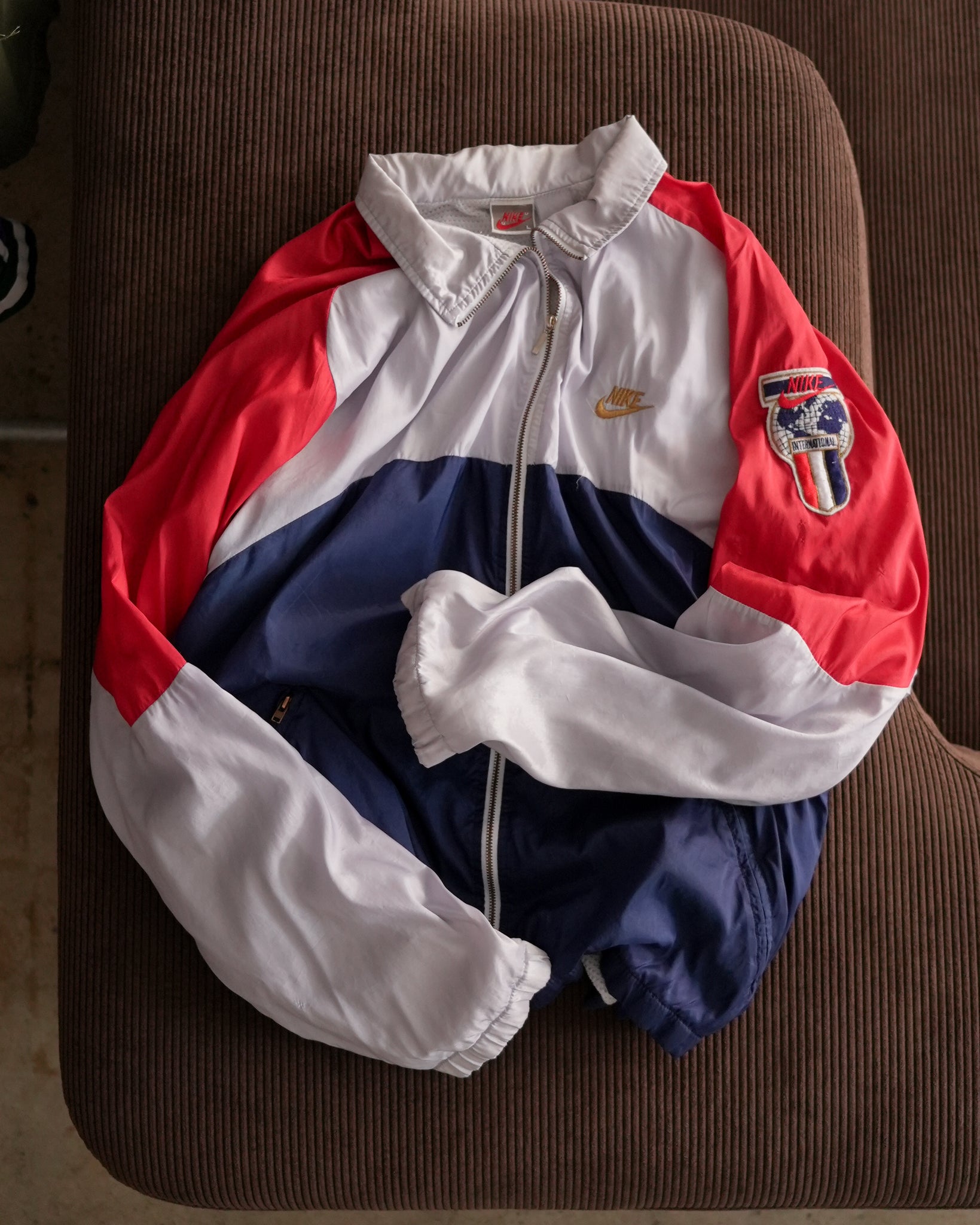 nike france international  windbreaker