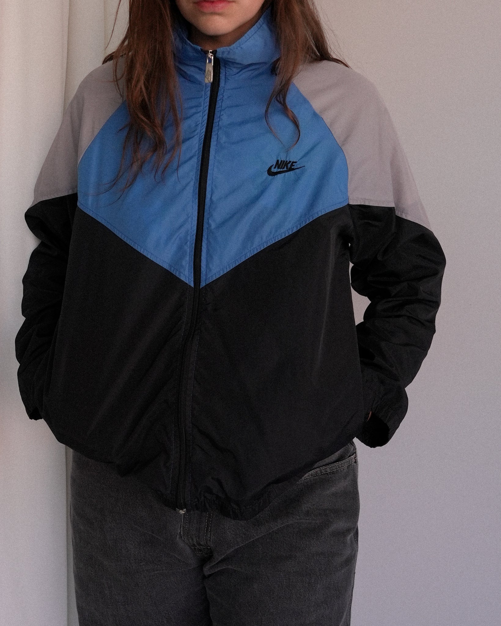 nike zip-up windbreaker