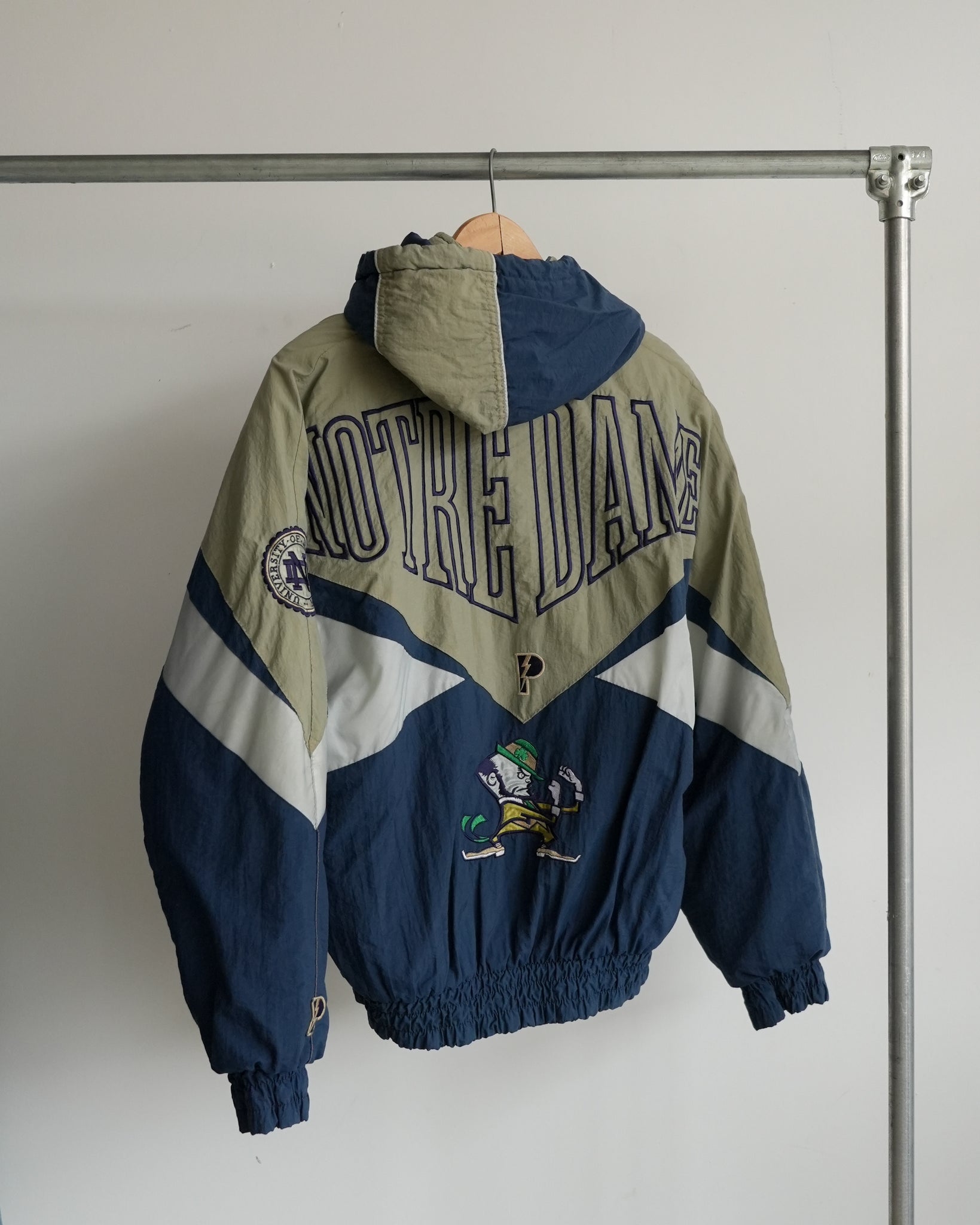 notre dame fighting irish pro player jacket