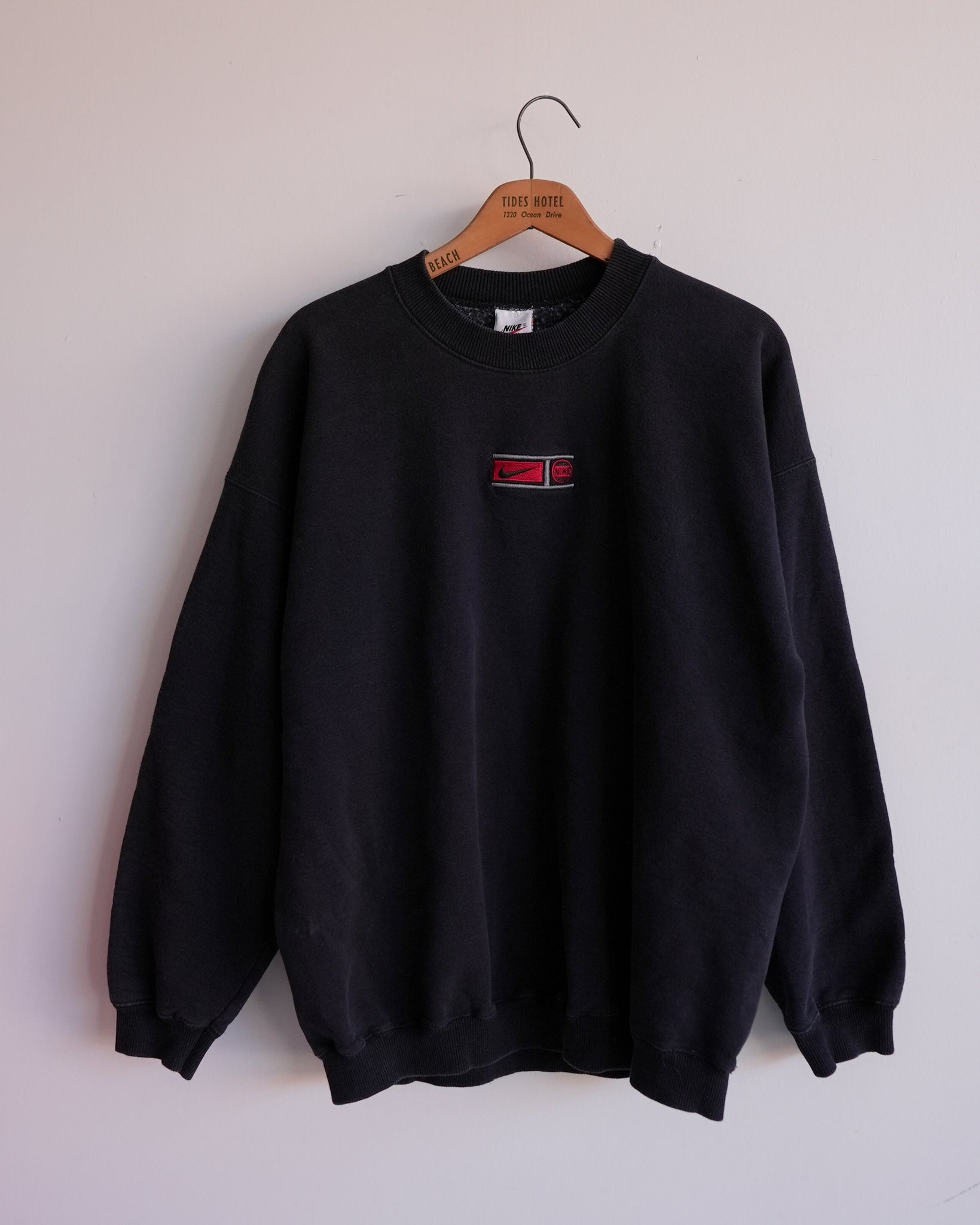 nike crewneck