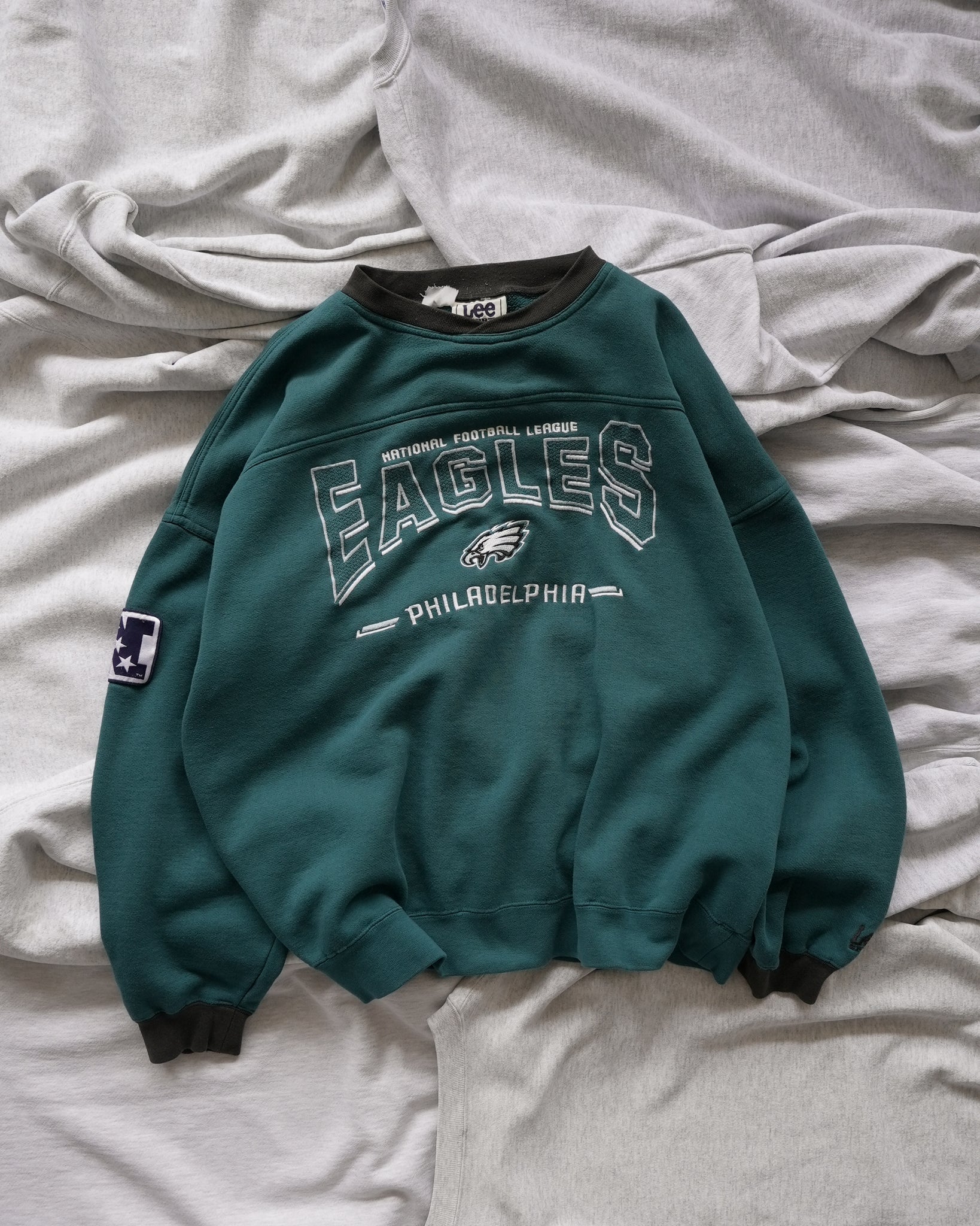 philadelphia eagles nfl lee crewneck