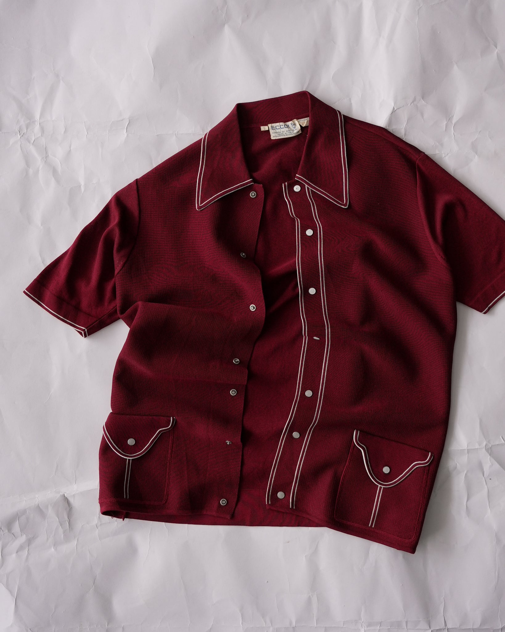 ecco! vintage button-up shirt