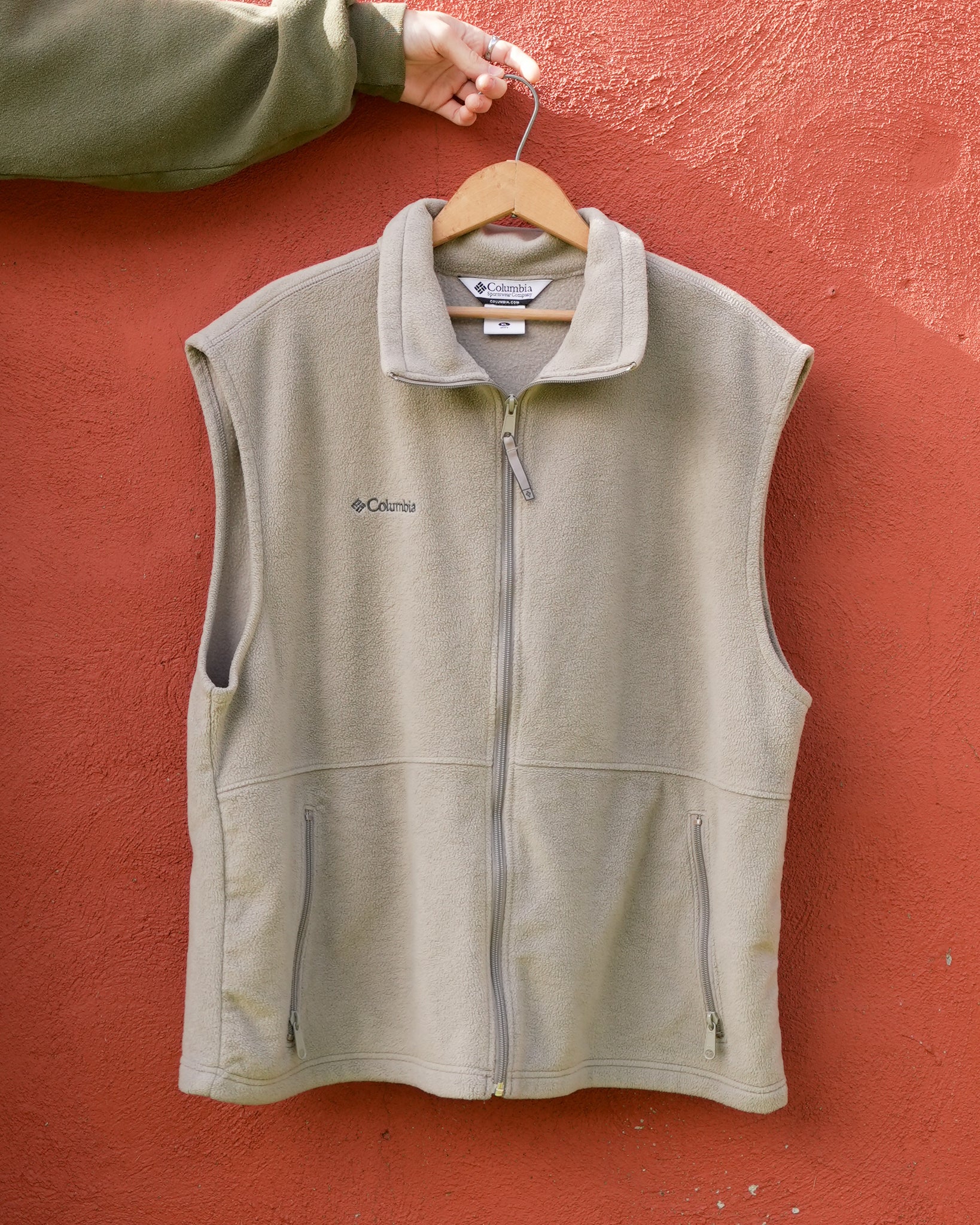 columbia fleece vest