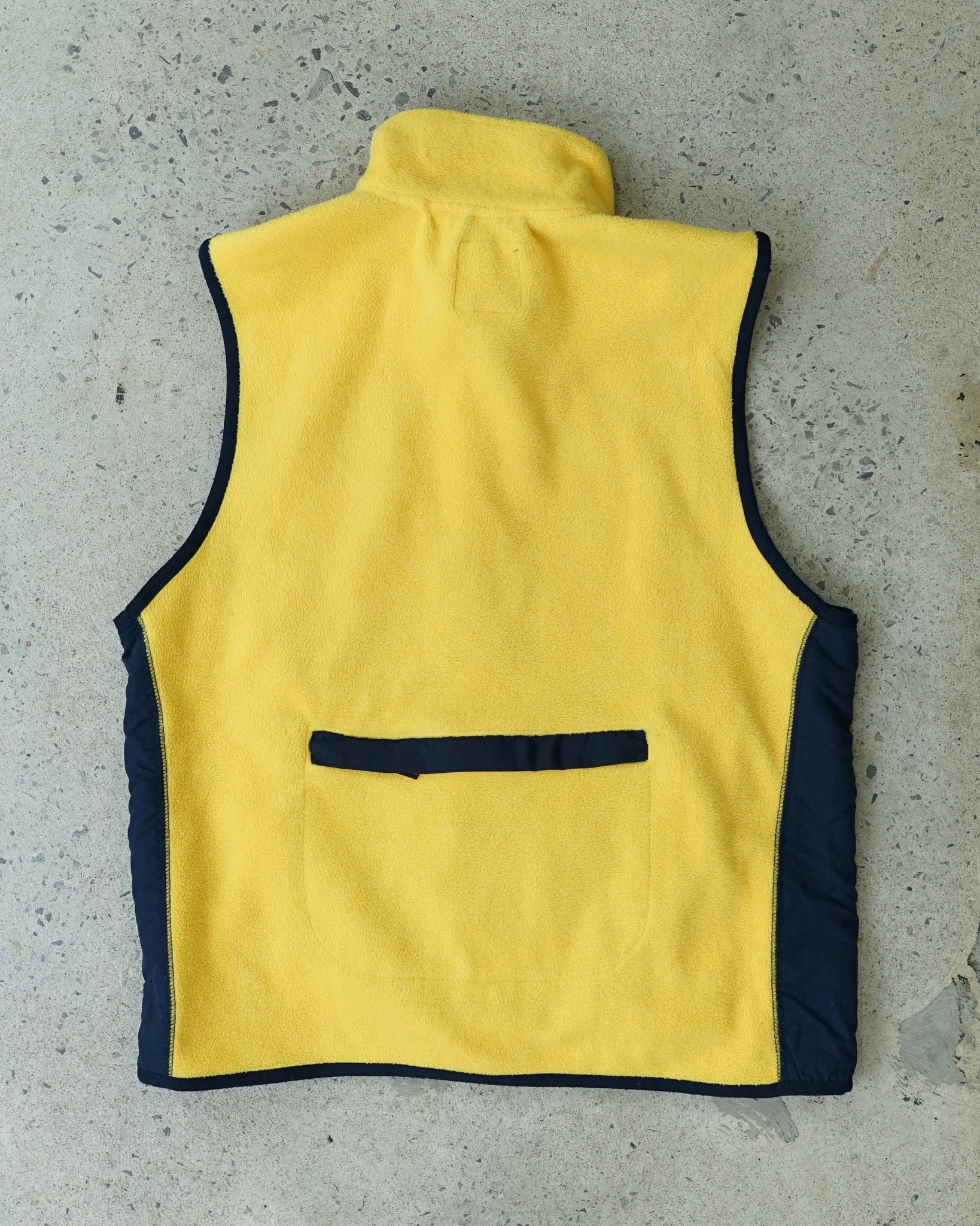 gap fleece vest