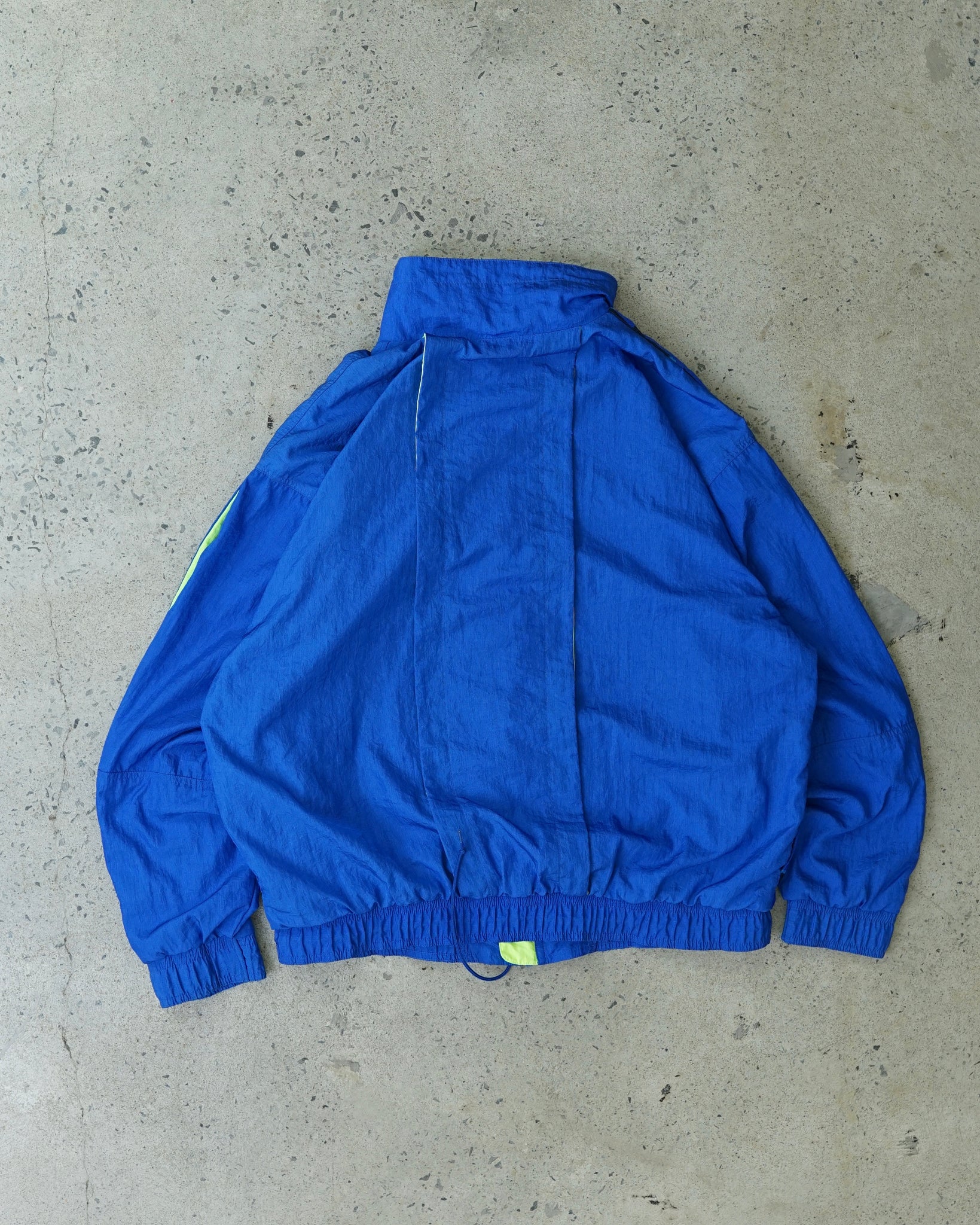 nike windbreaker