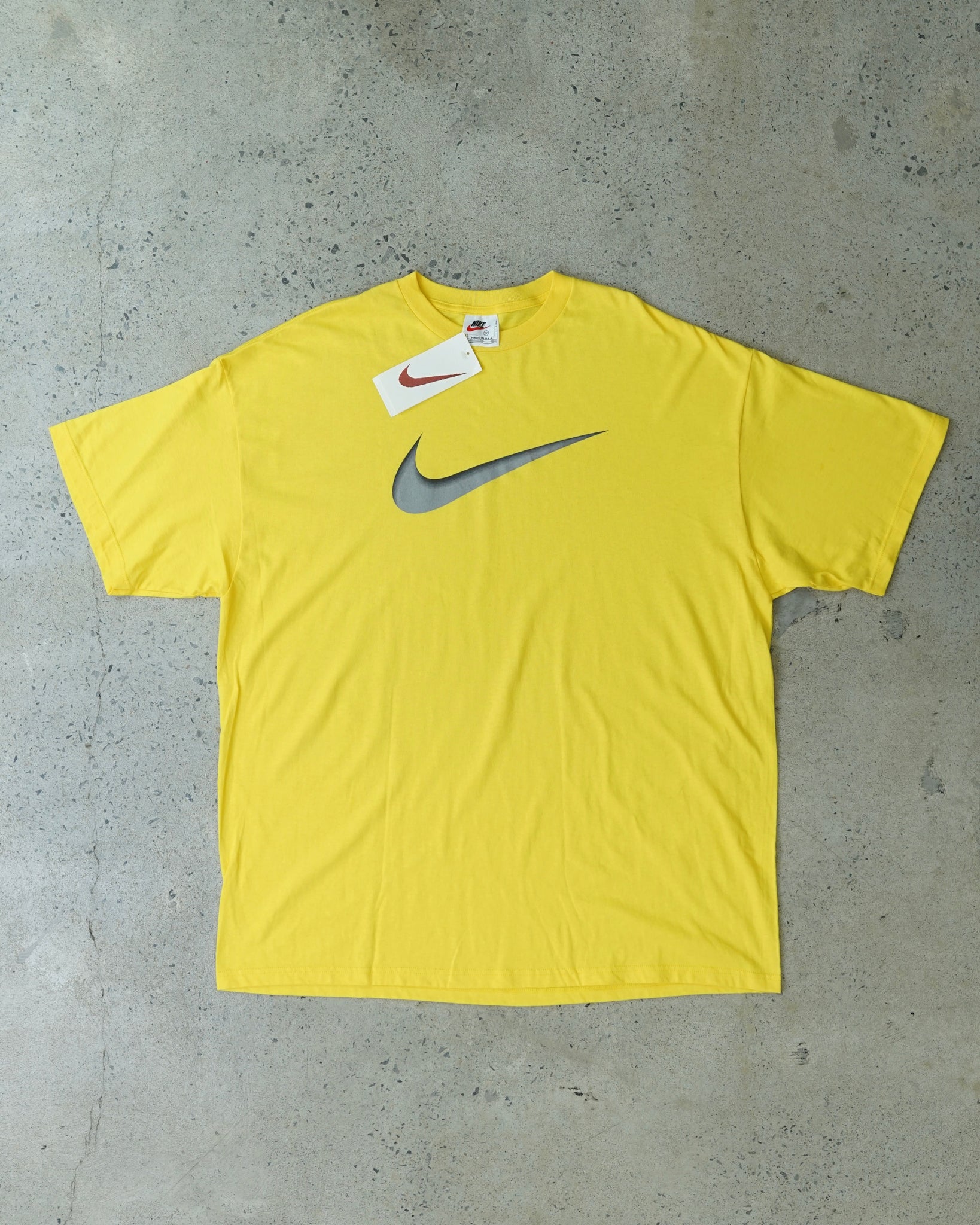 nike deadstock vintage t-shirt