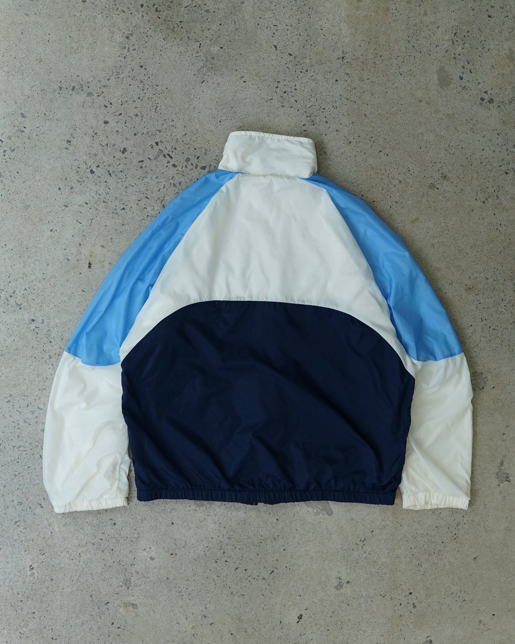 nike windbreaker