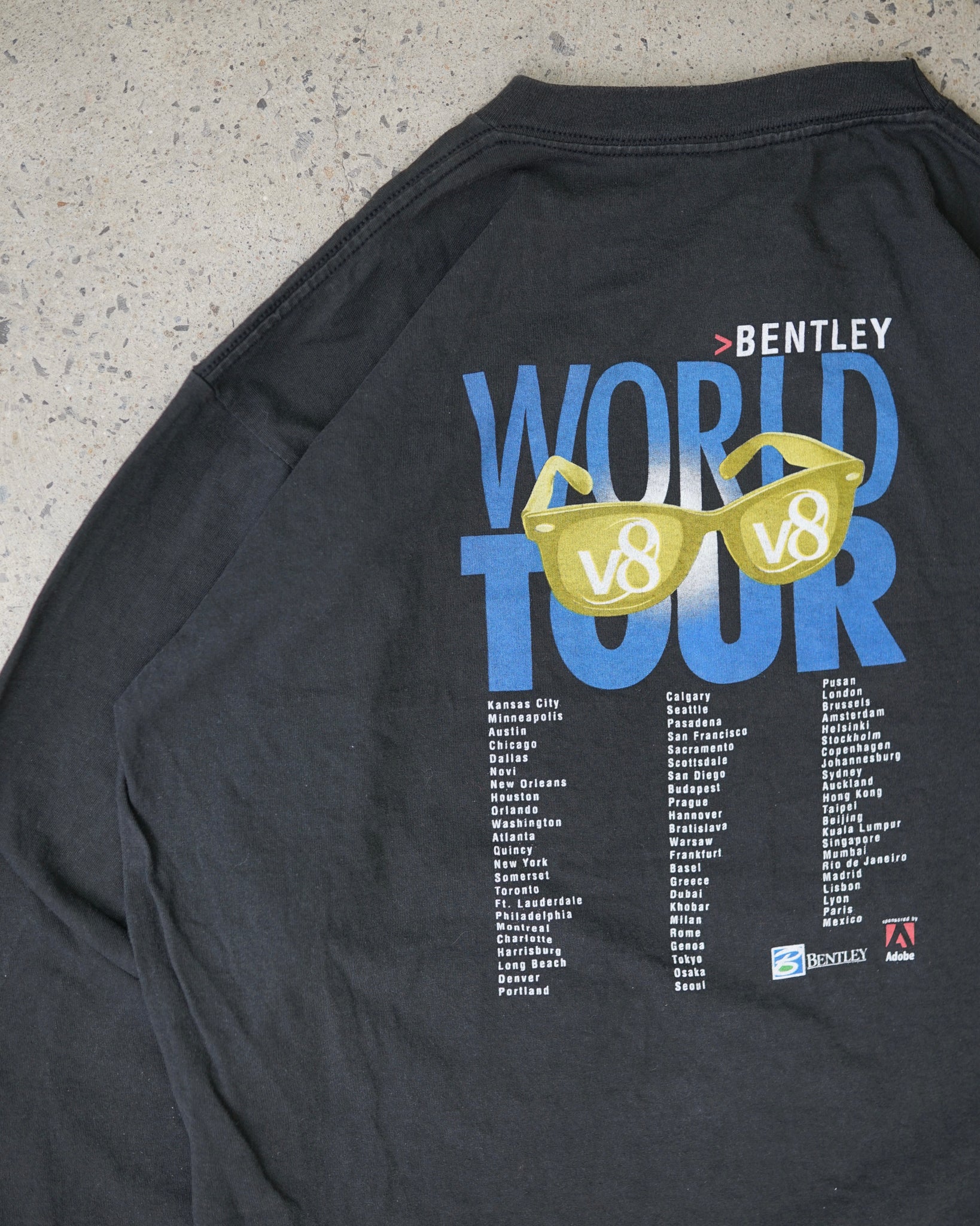 bentley world tour shirt - XL