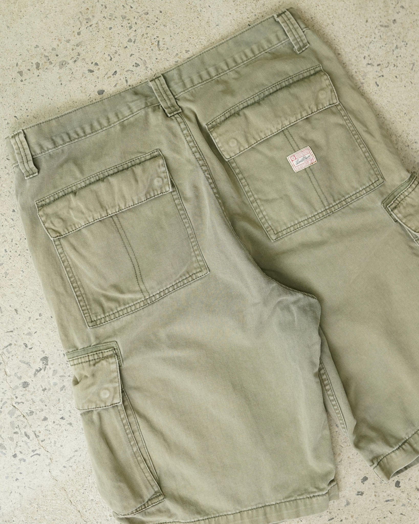 levi's cargo shorts