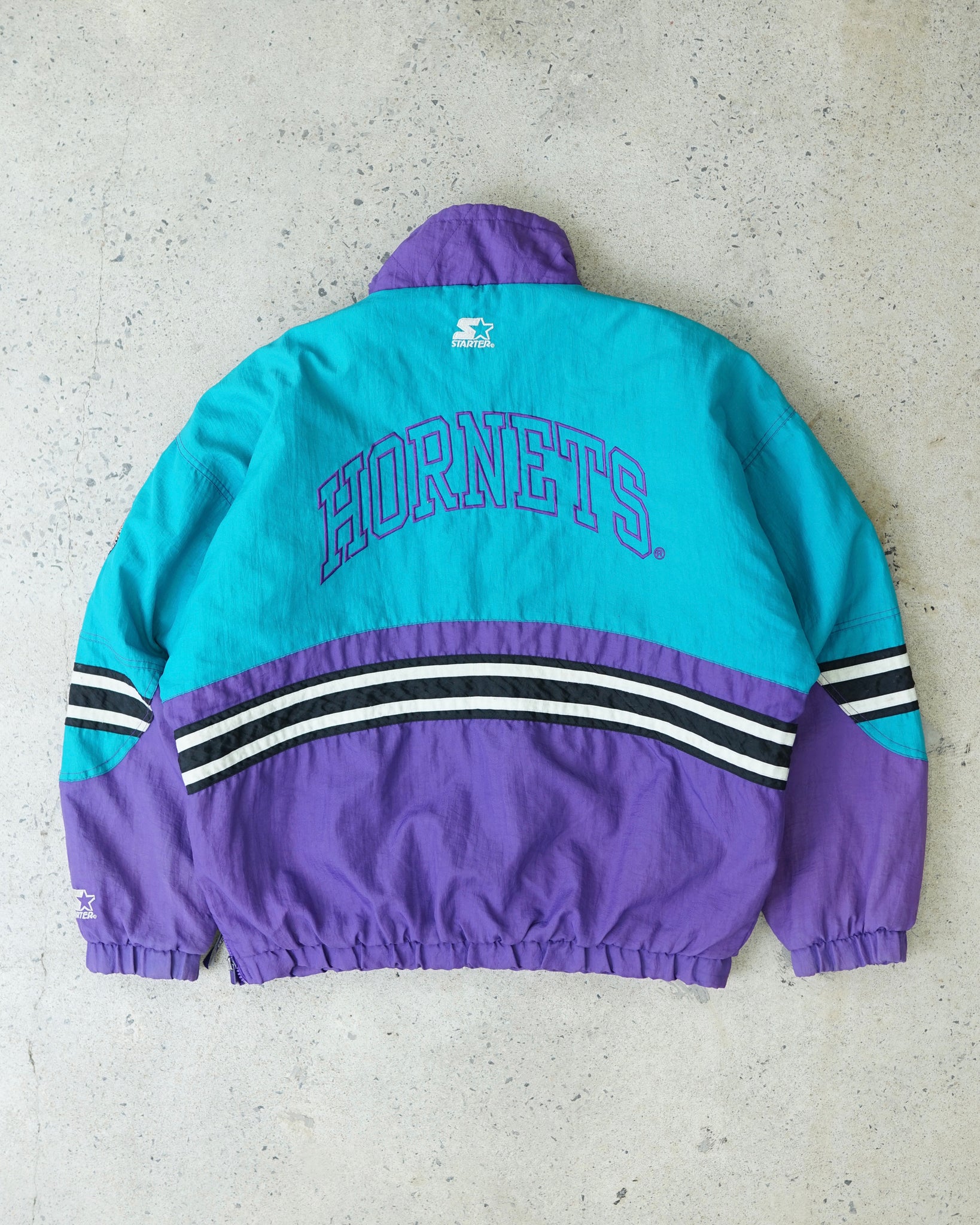 charlotte hornets starter jacket - large