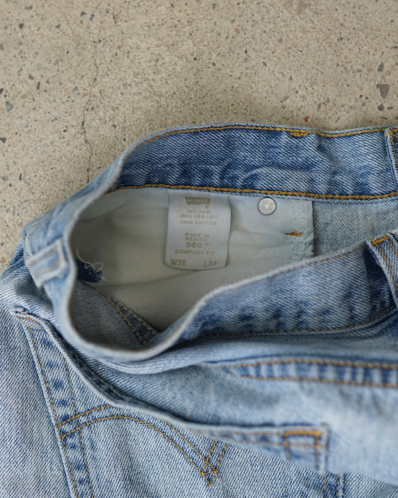 levi's 560 jeans