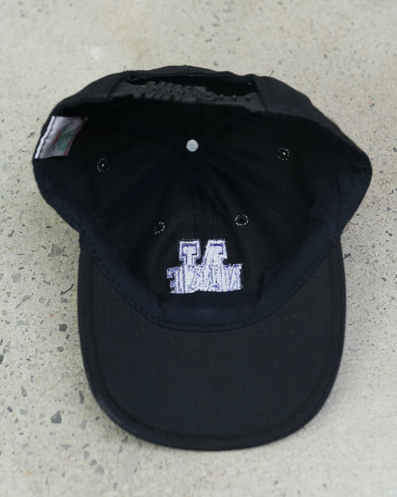 nike snapback hat