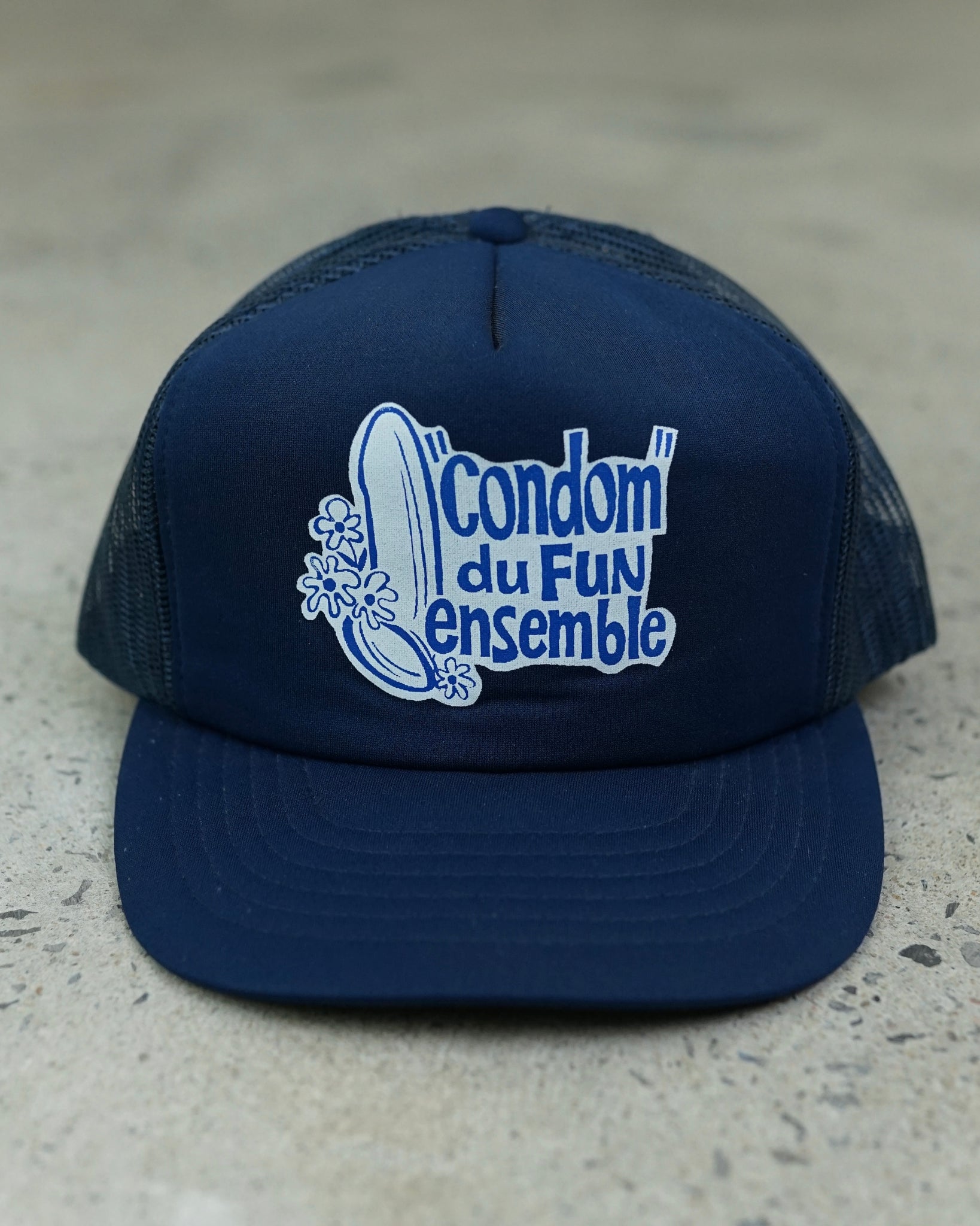 "condom du fun ensemble" trucker hat