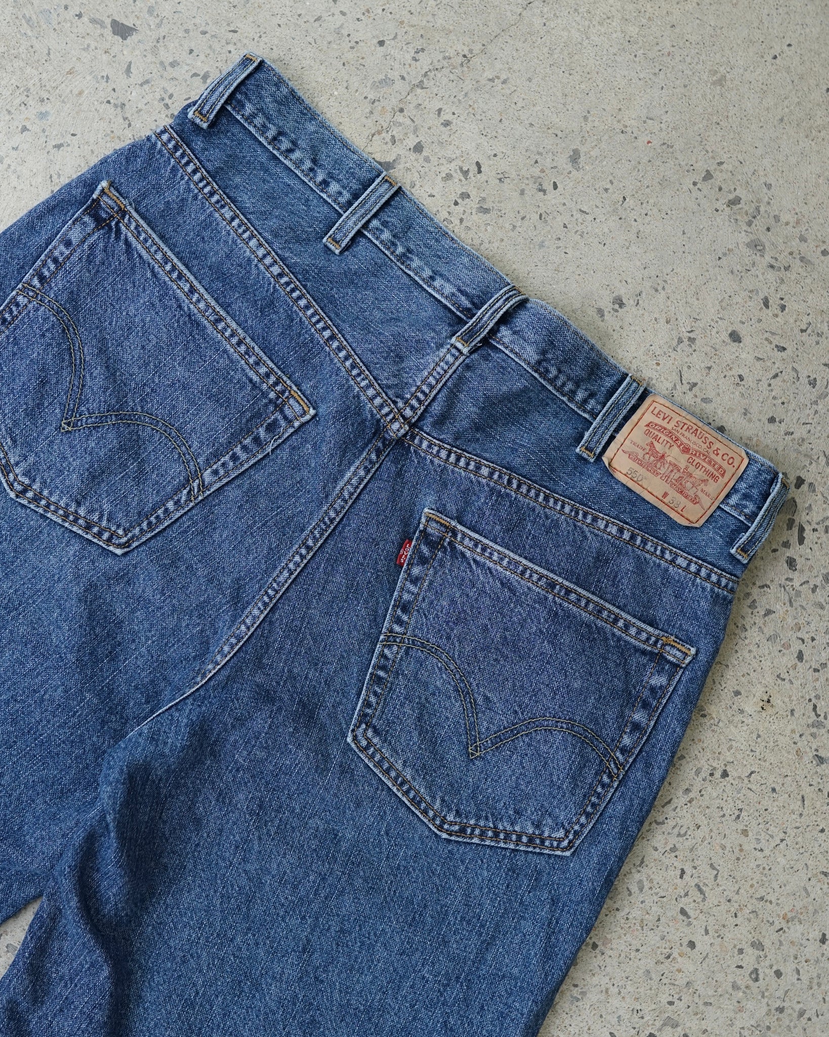 levi's 550 shorts