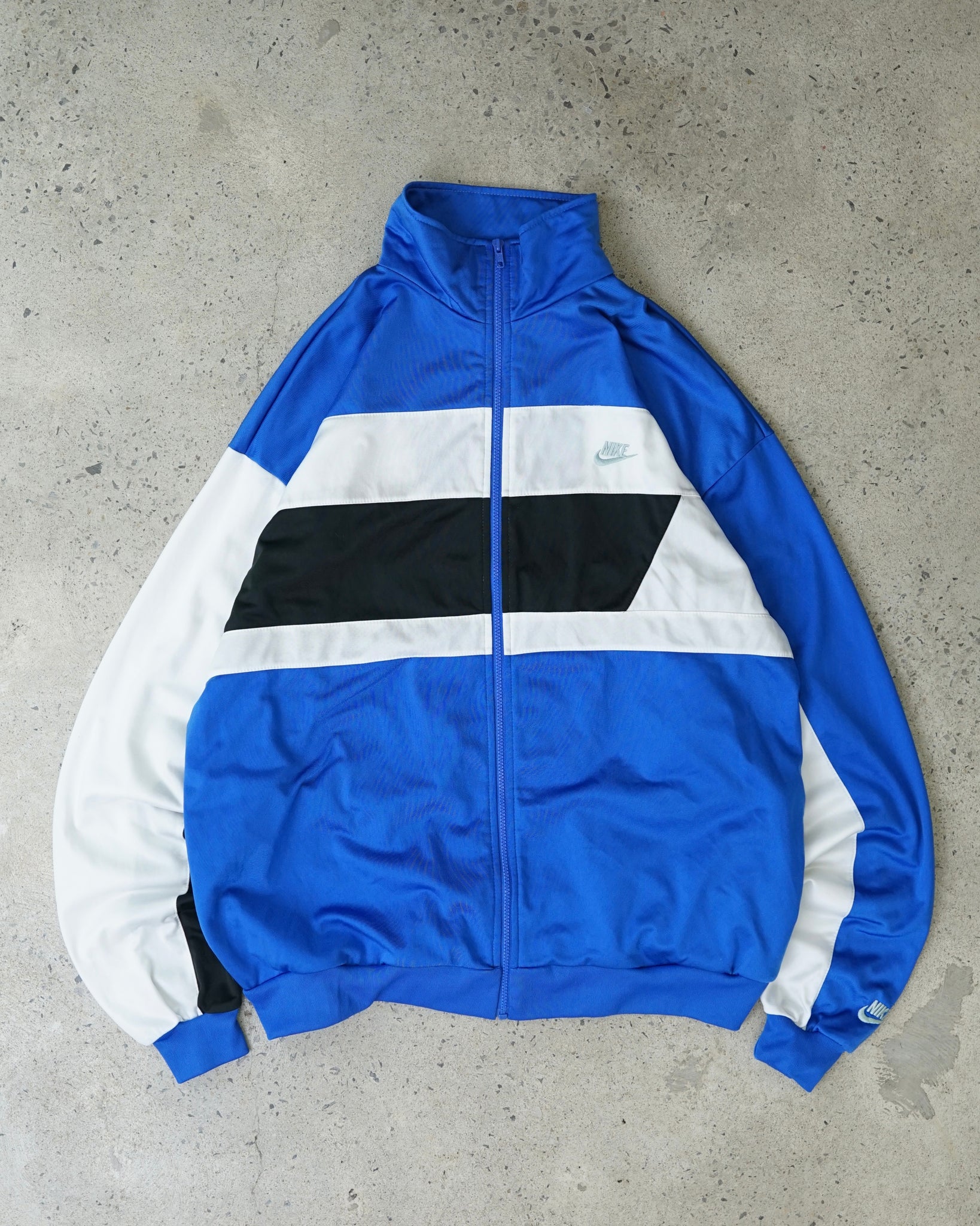 nike zip-up sweater