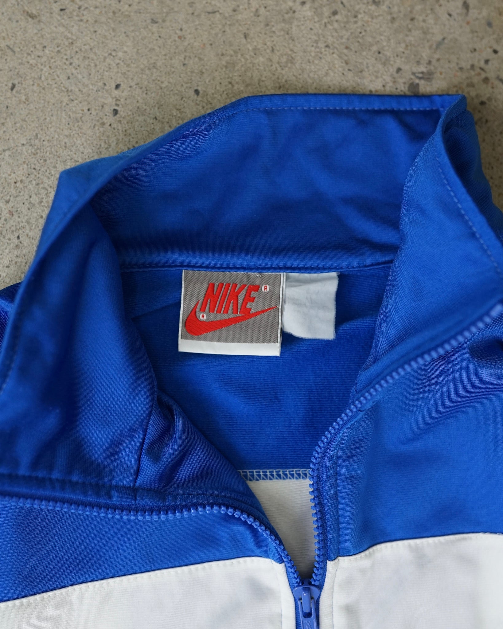 nike zip-up sweater