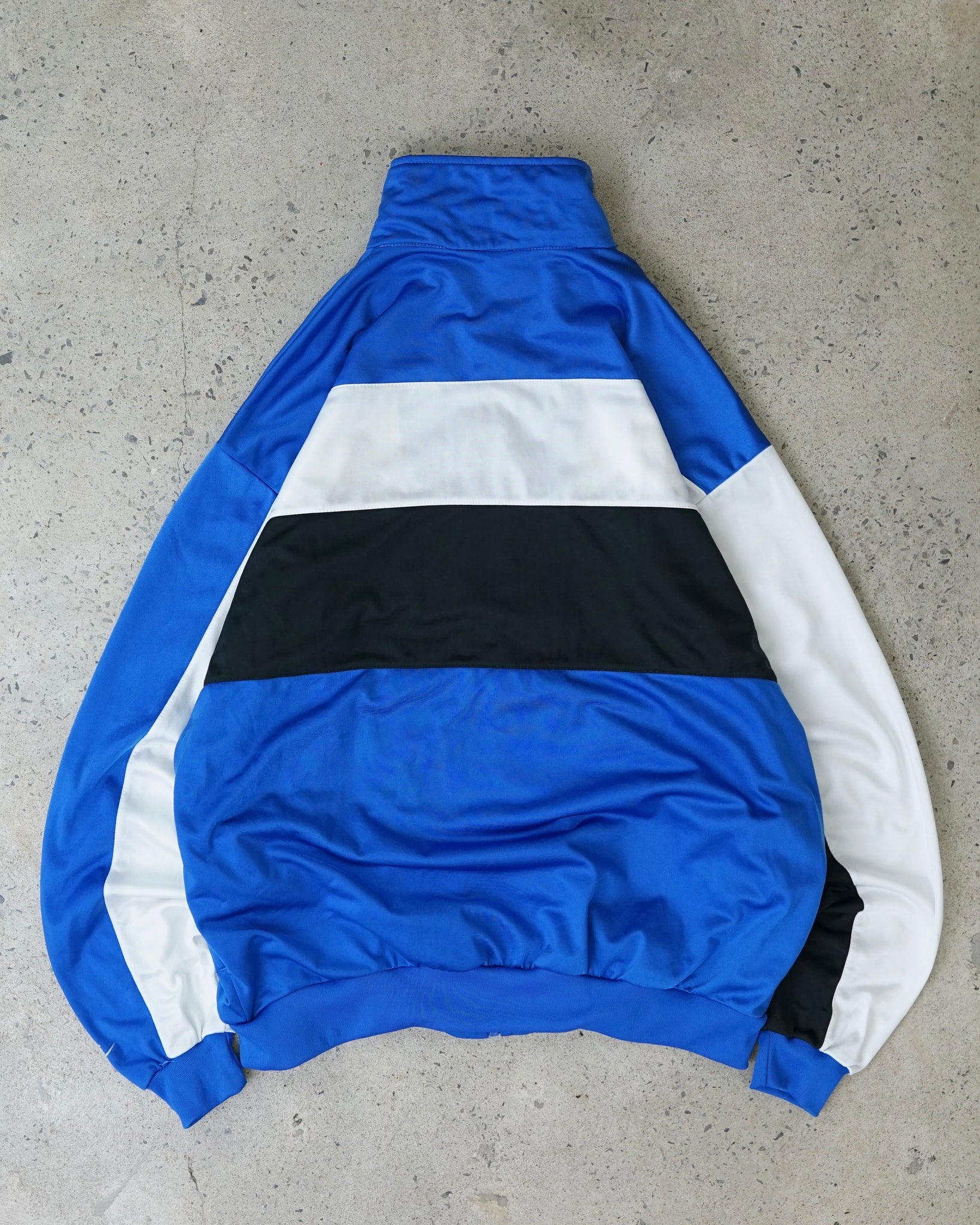 nike zip-up sweater
