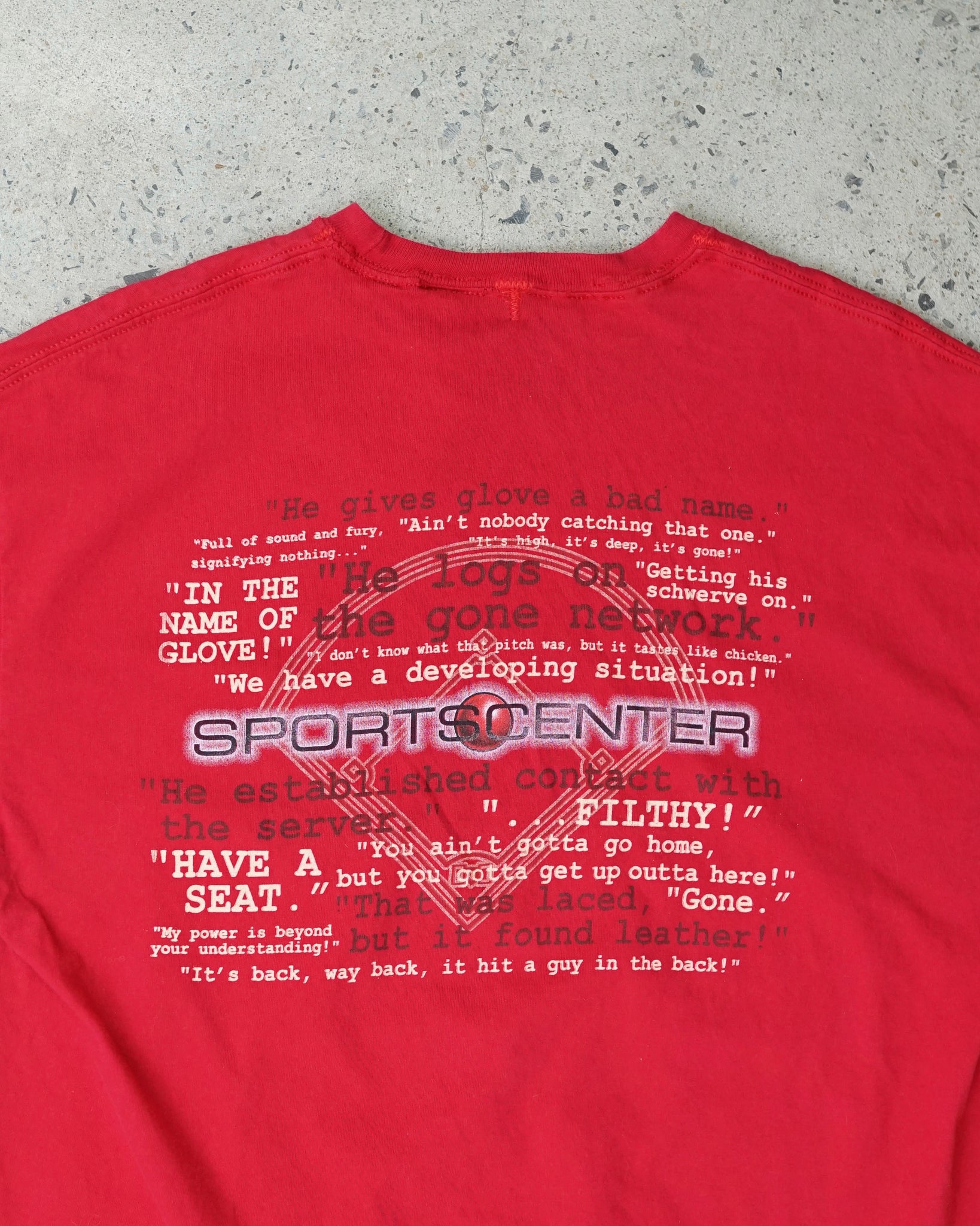 sports center t-shirt -  XL