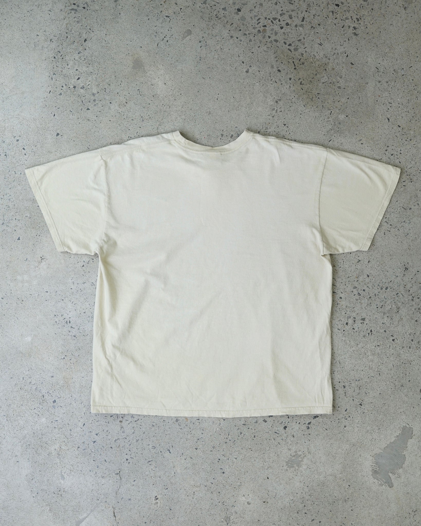 nike essential t-shirt
