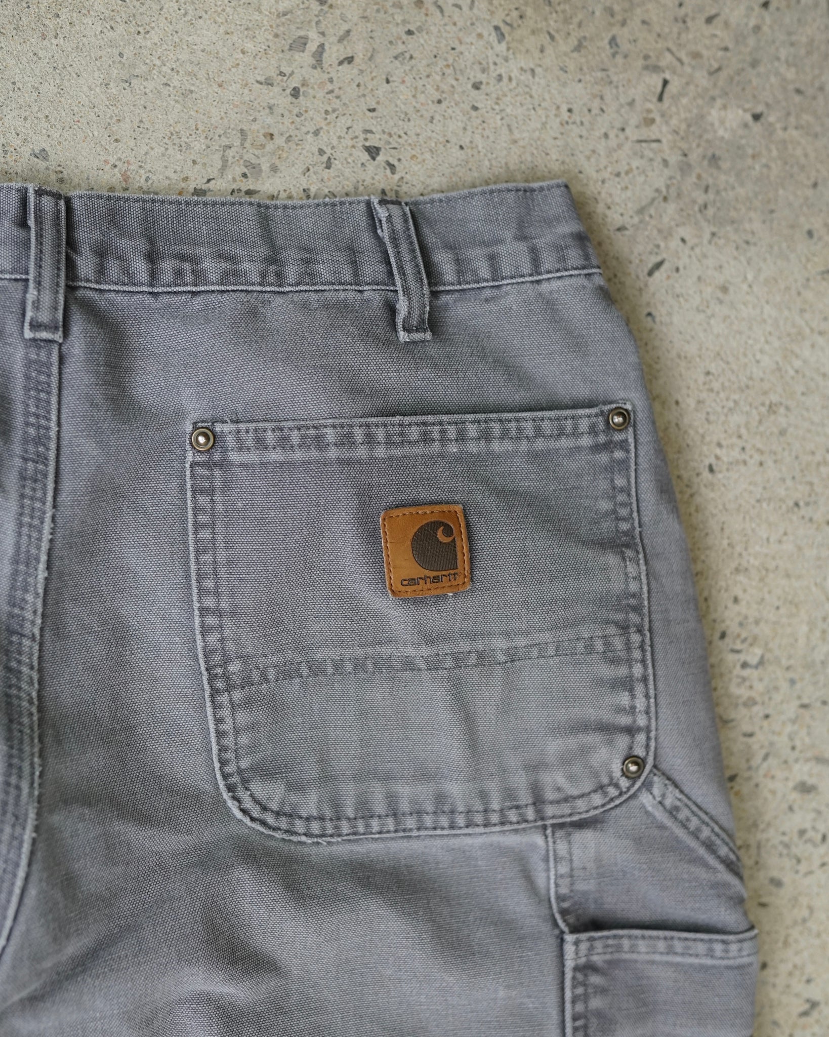 carhartt double knee carpenter pants - 33x29.5