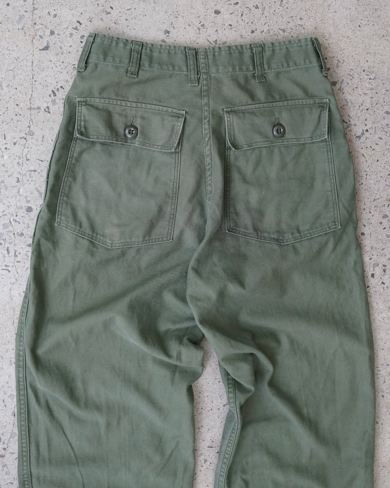 06-107 trousers