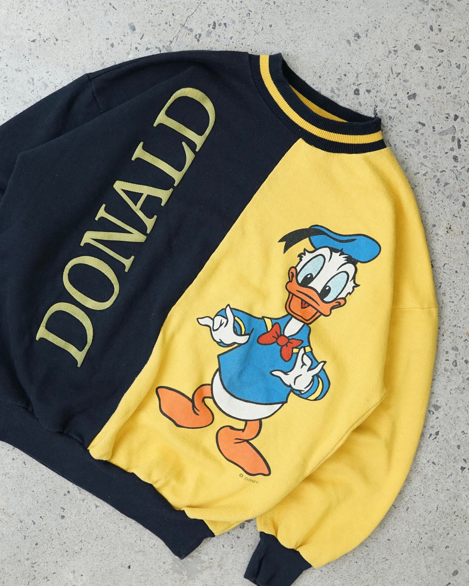 donald duck disney crewneck