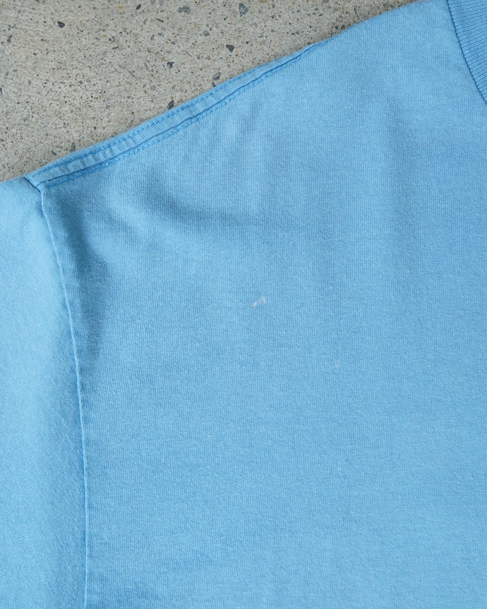 nike team essential t-shirt