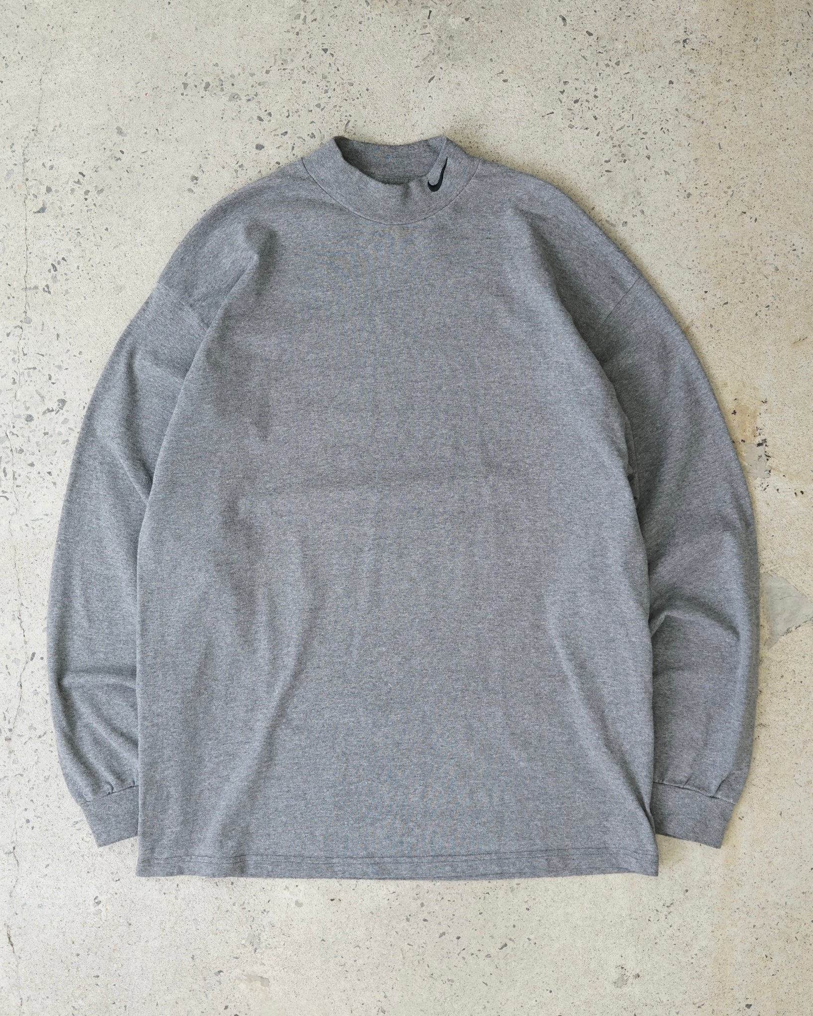 nike longsleeve shirt