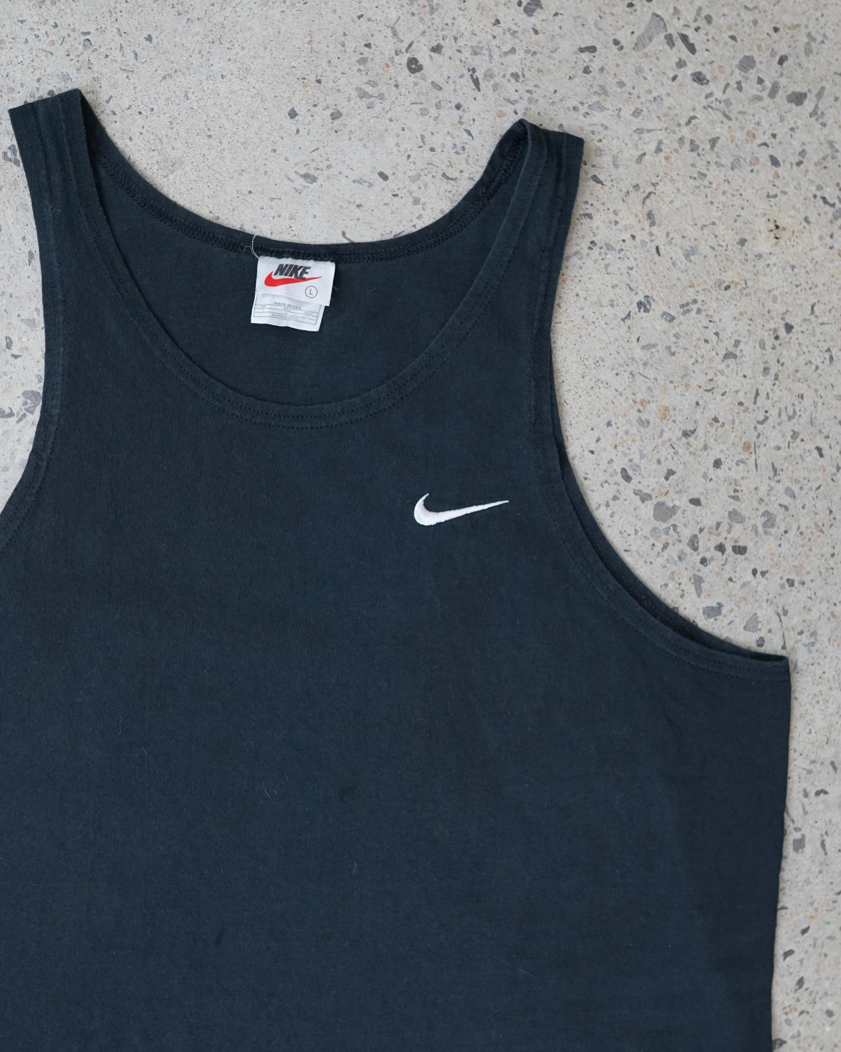 nike essential tank top