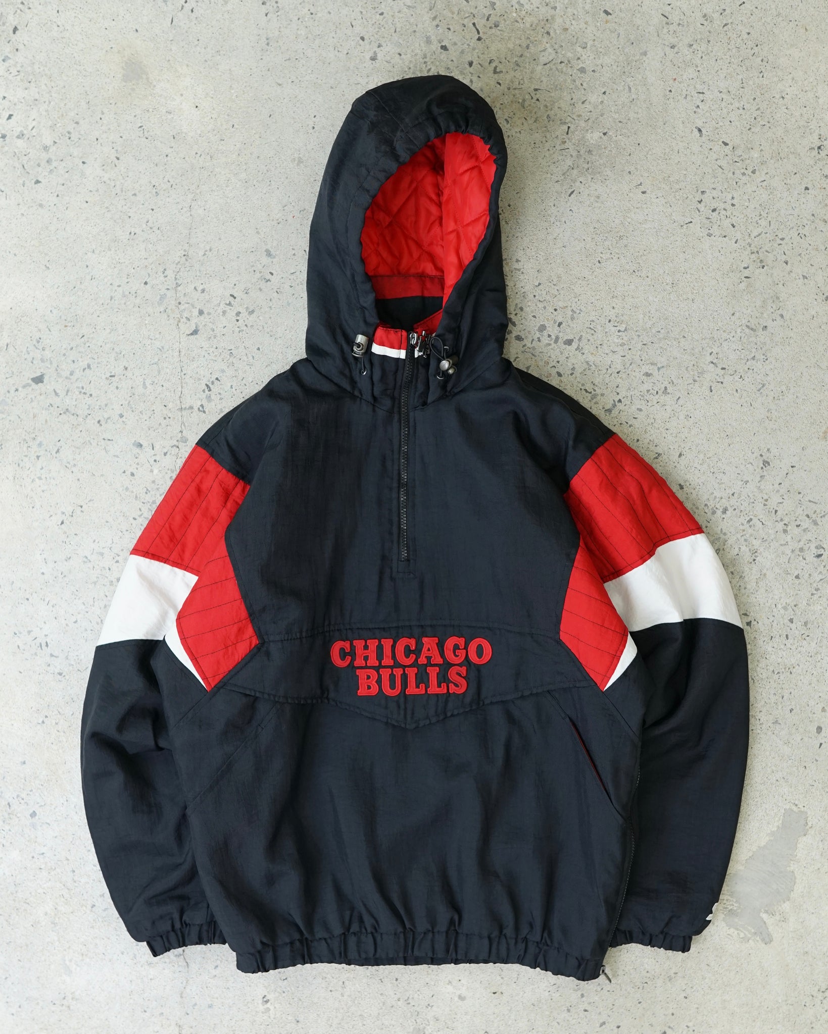 chicago bulls starter jacket - medium