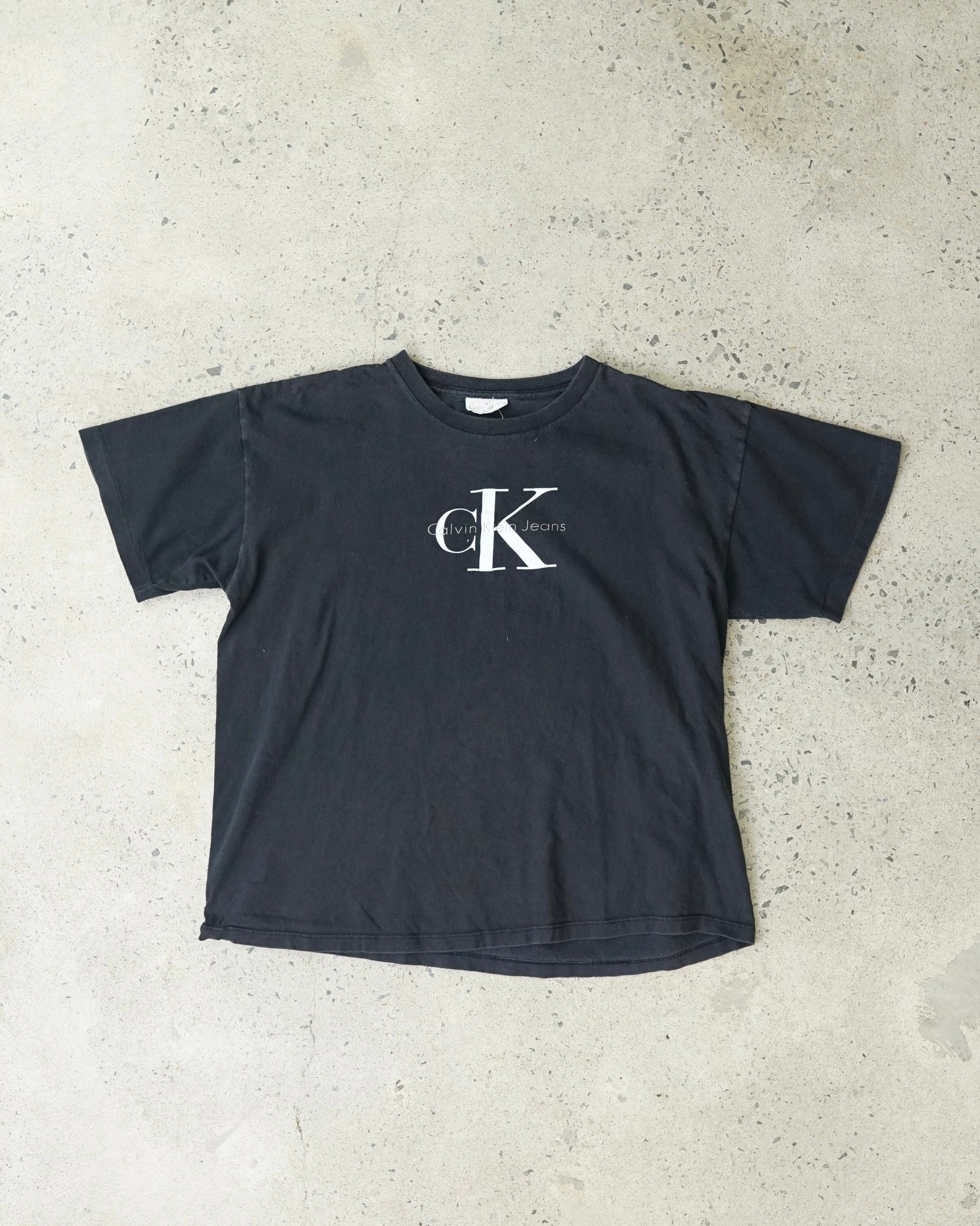 calvin klein t-shirt