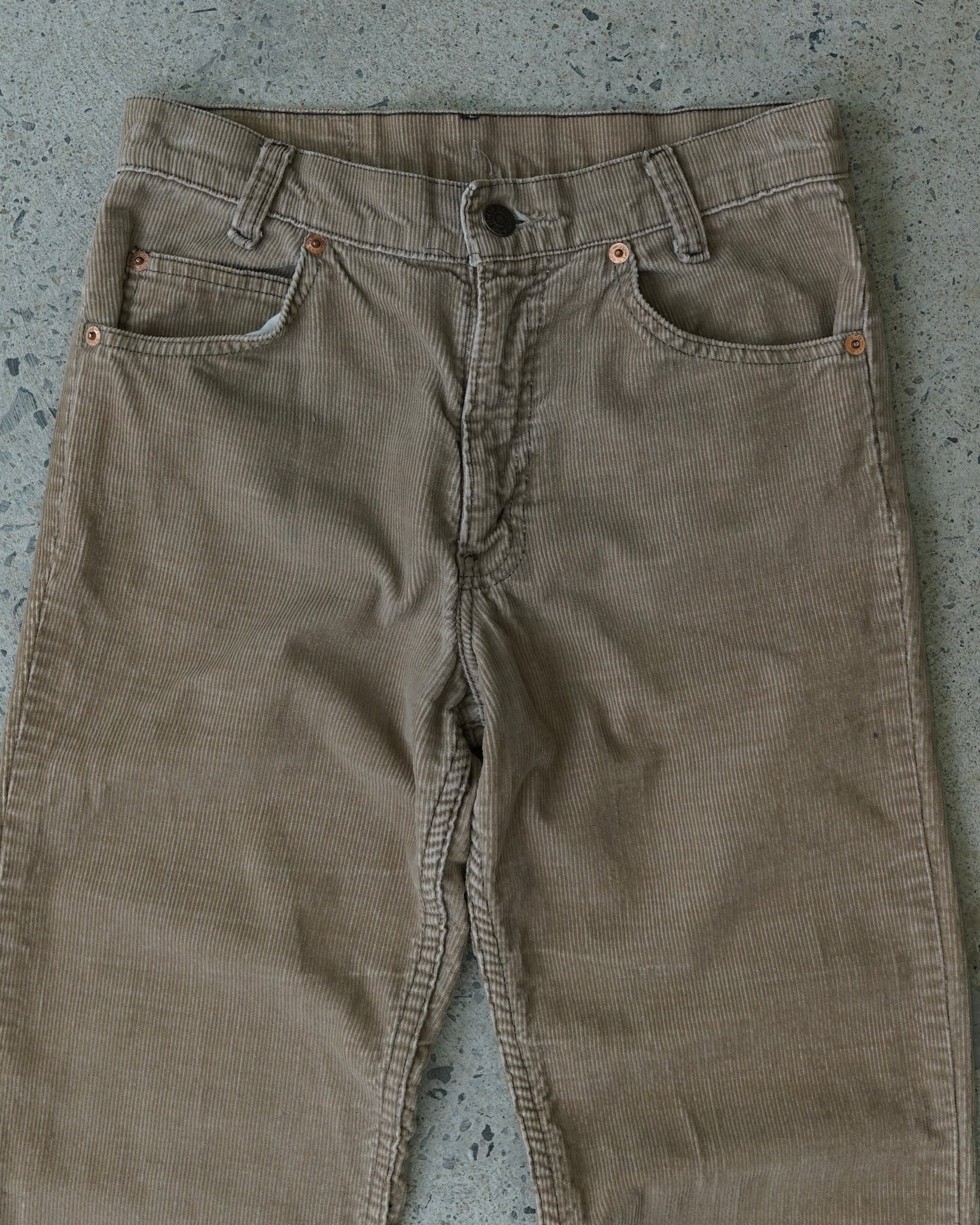 levi's corduroy pants