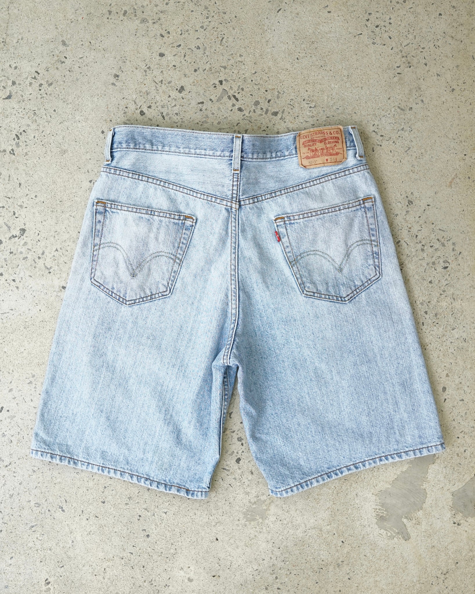 levi's 550 shorts