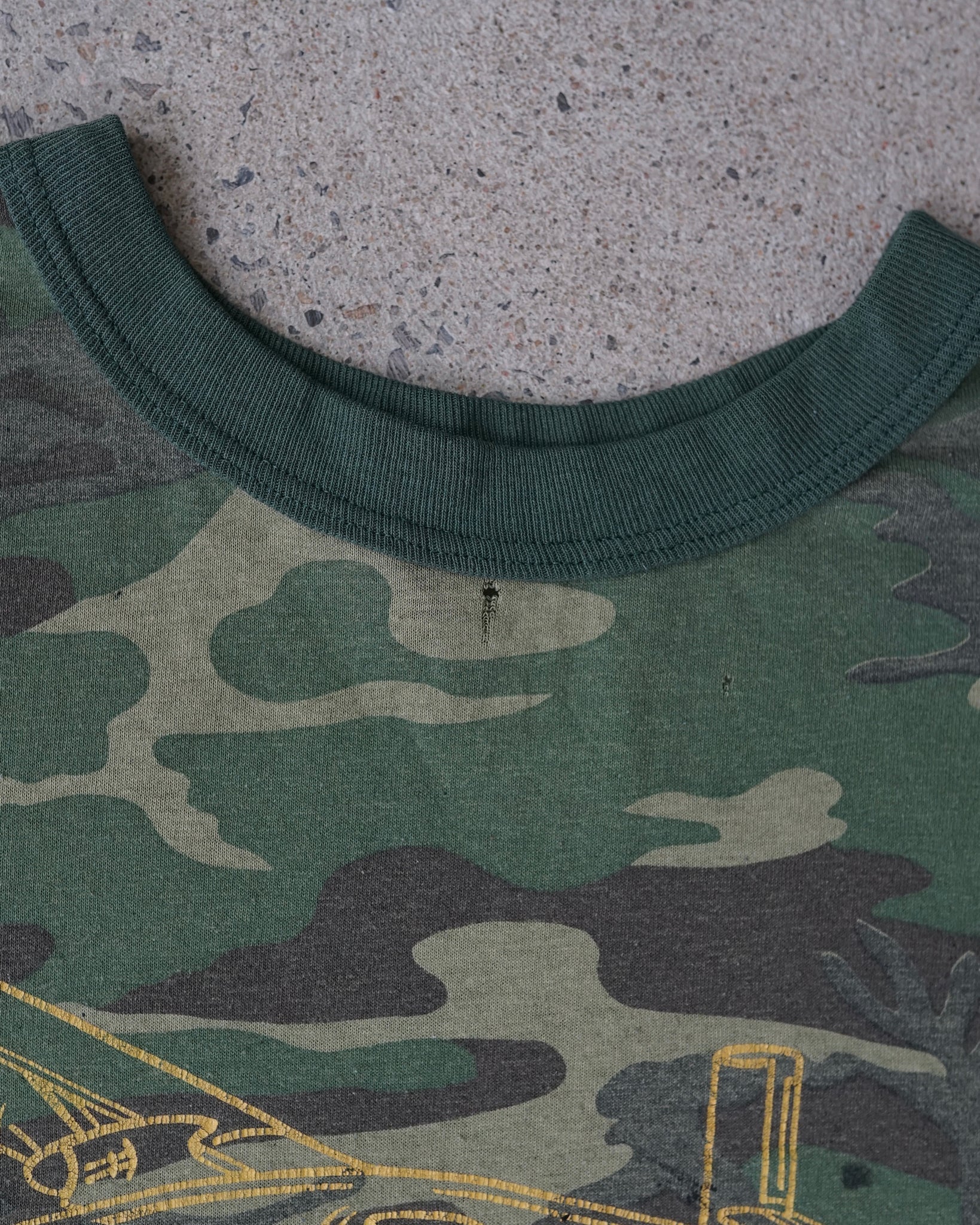 sherpa camo t-shirt