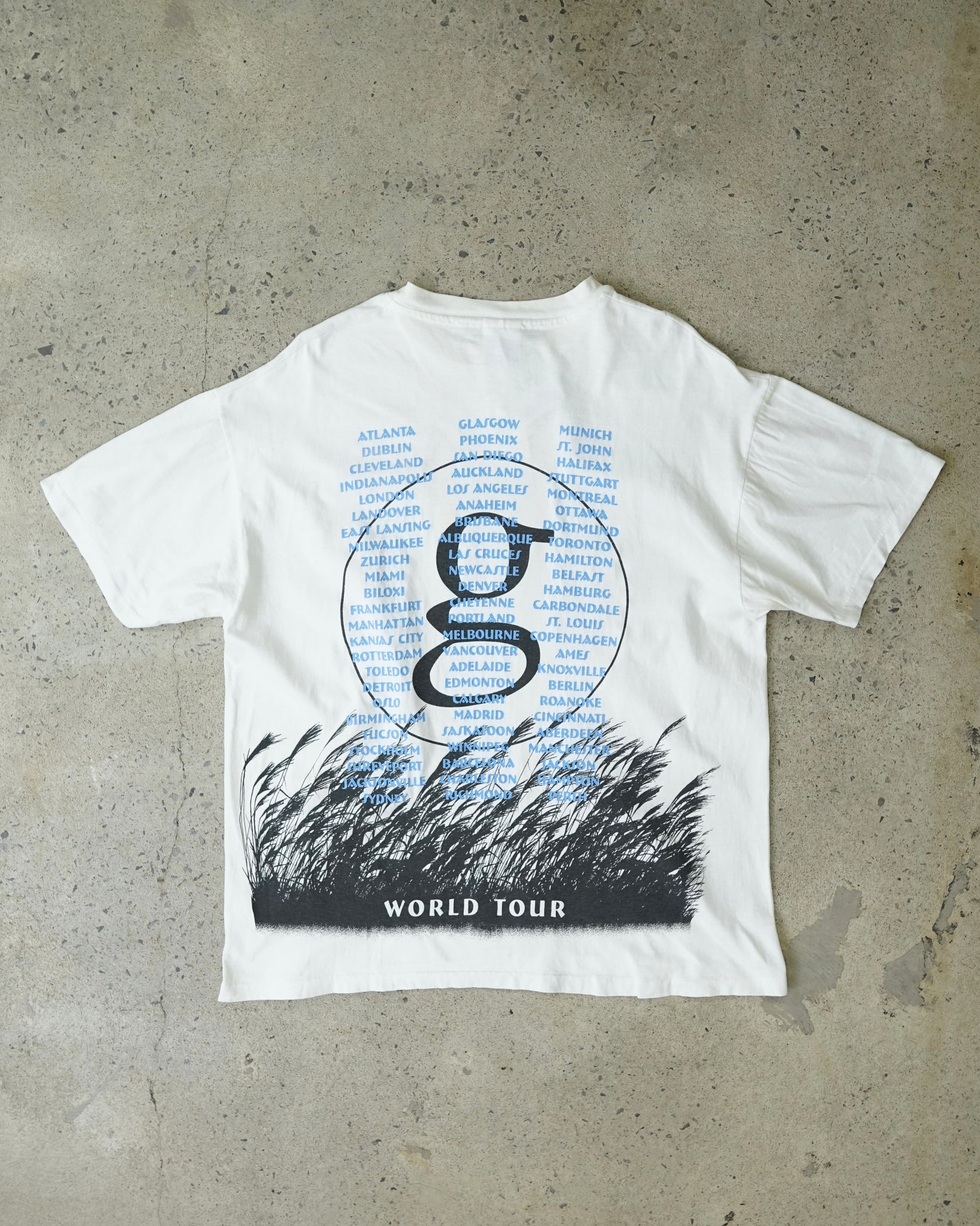 garth brooks world tour t-shirt