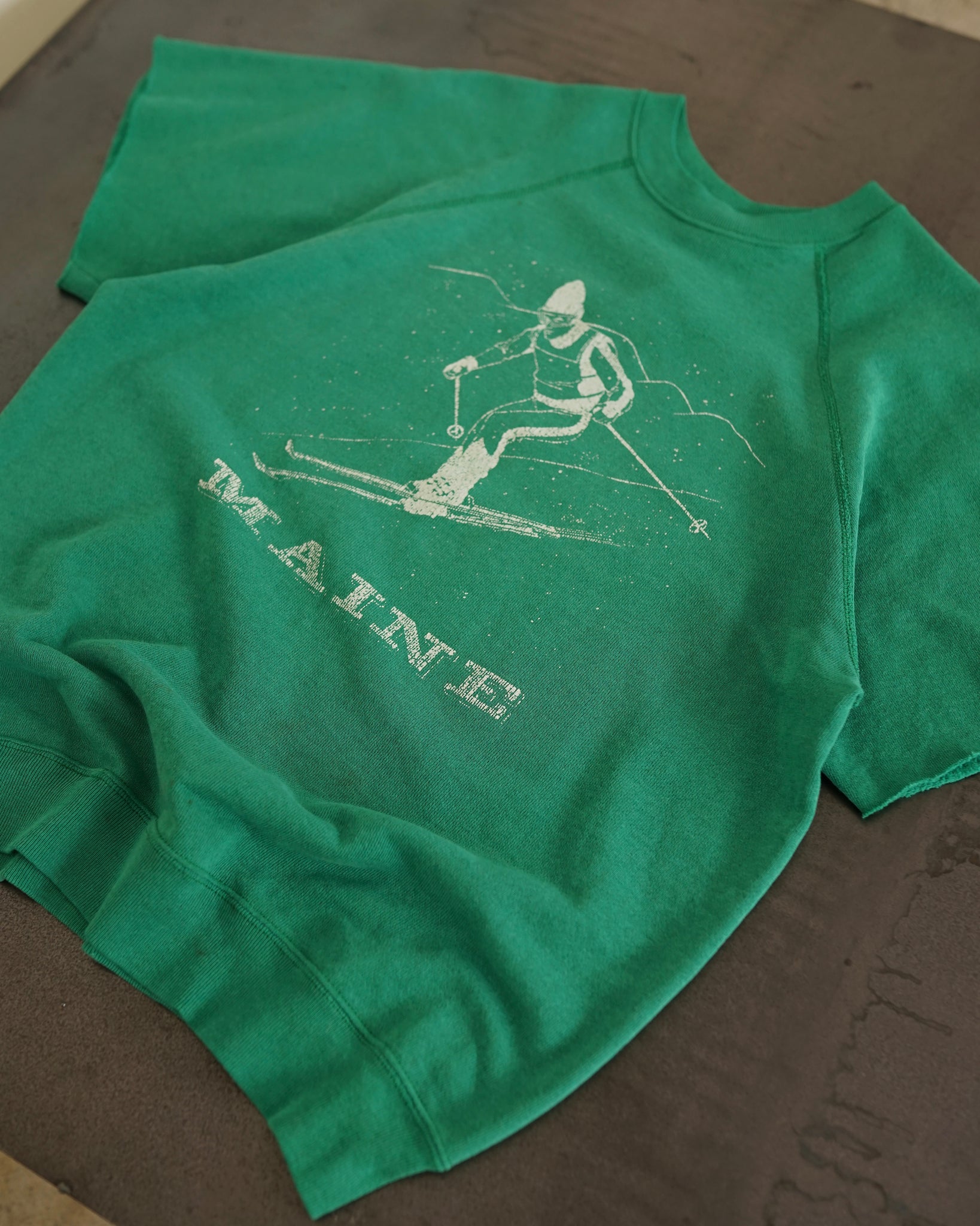 maine ski cut-off sleeves crewneck