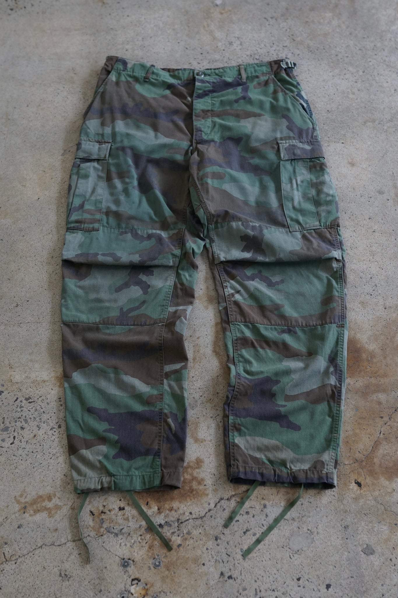 military camo cargo pants