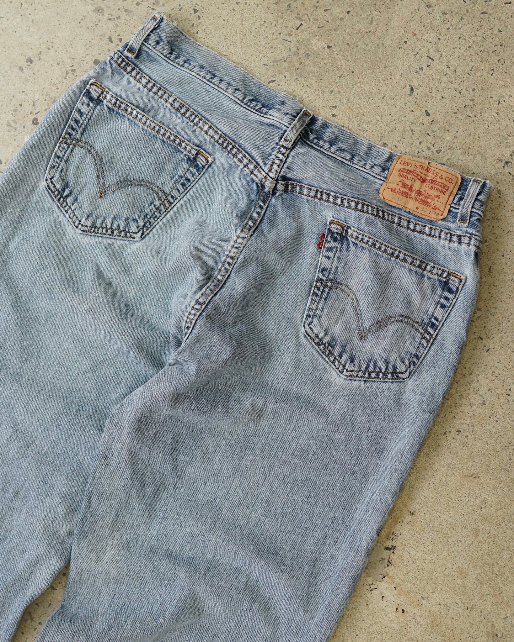 levi's 560 jeans