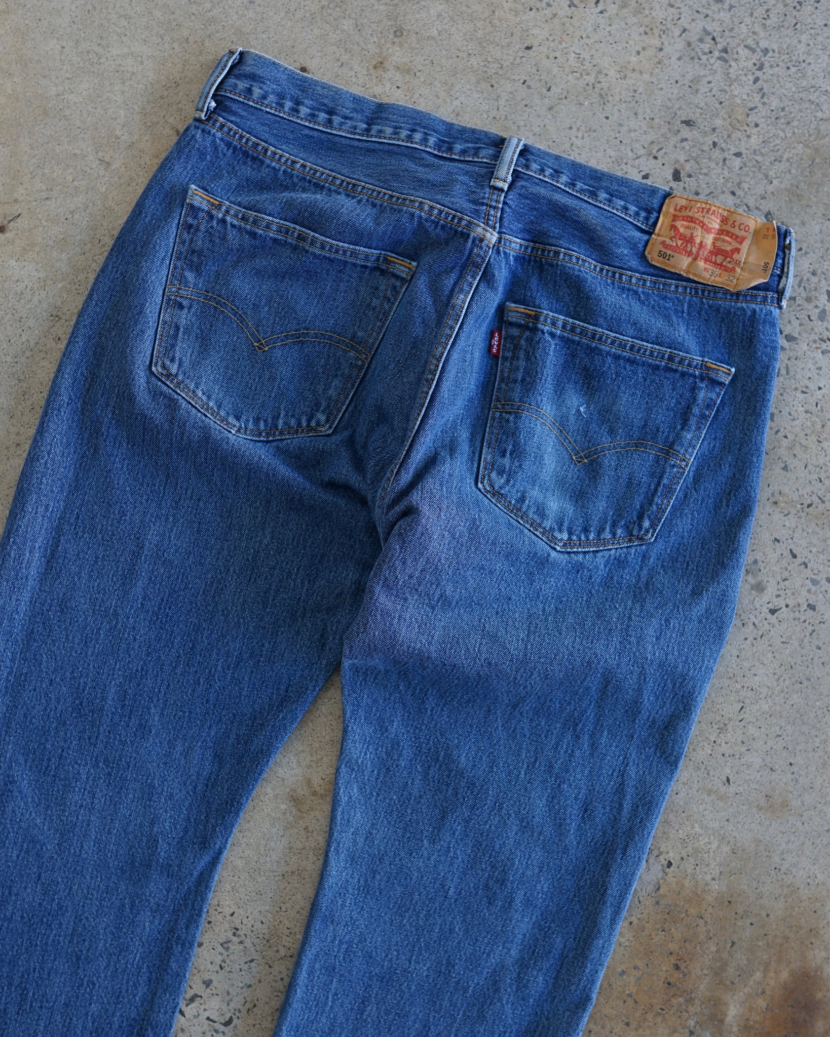 levi's 501 jeans