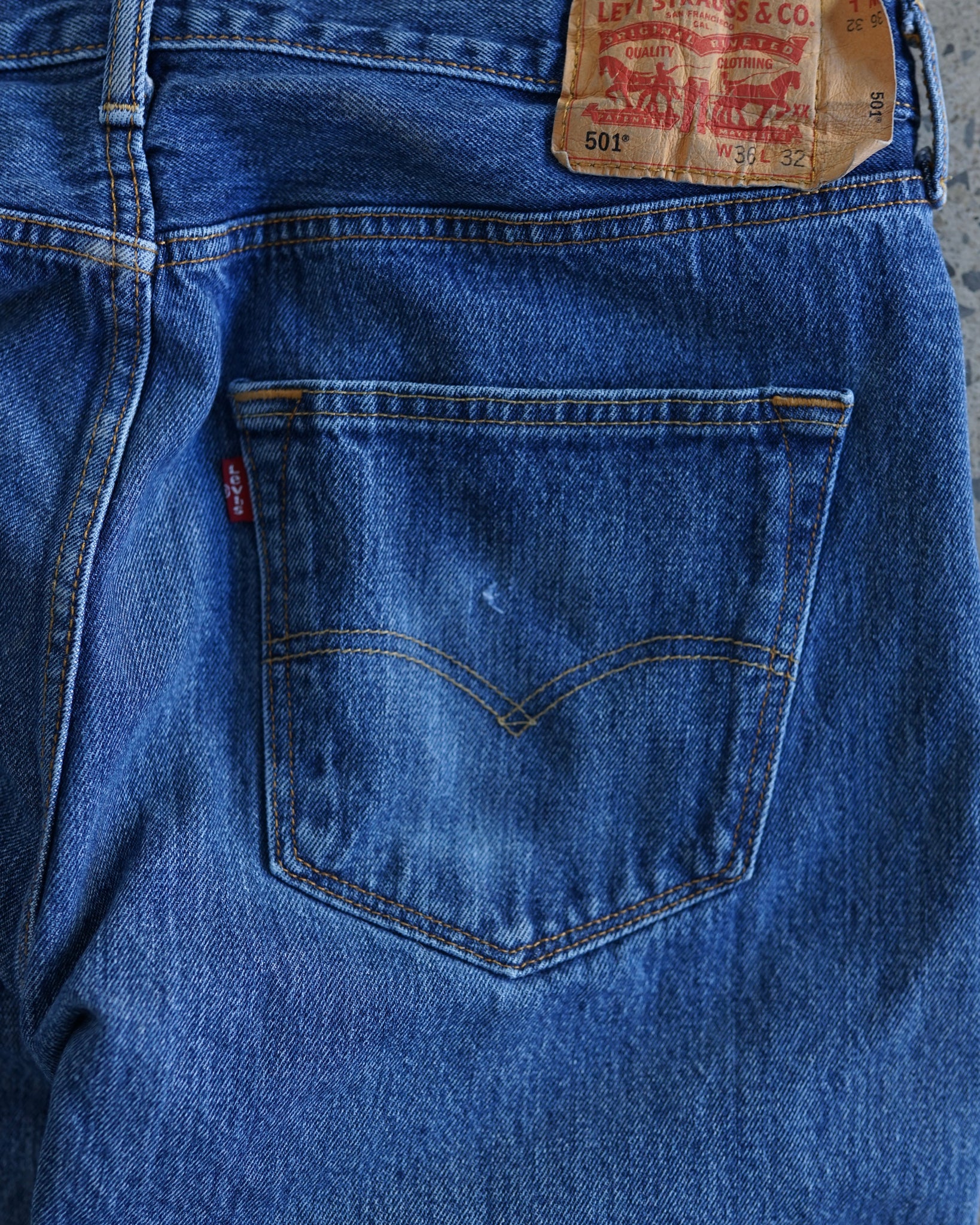 levi's 501 jeans