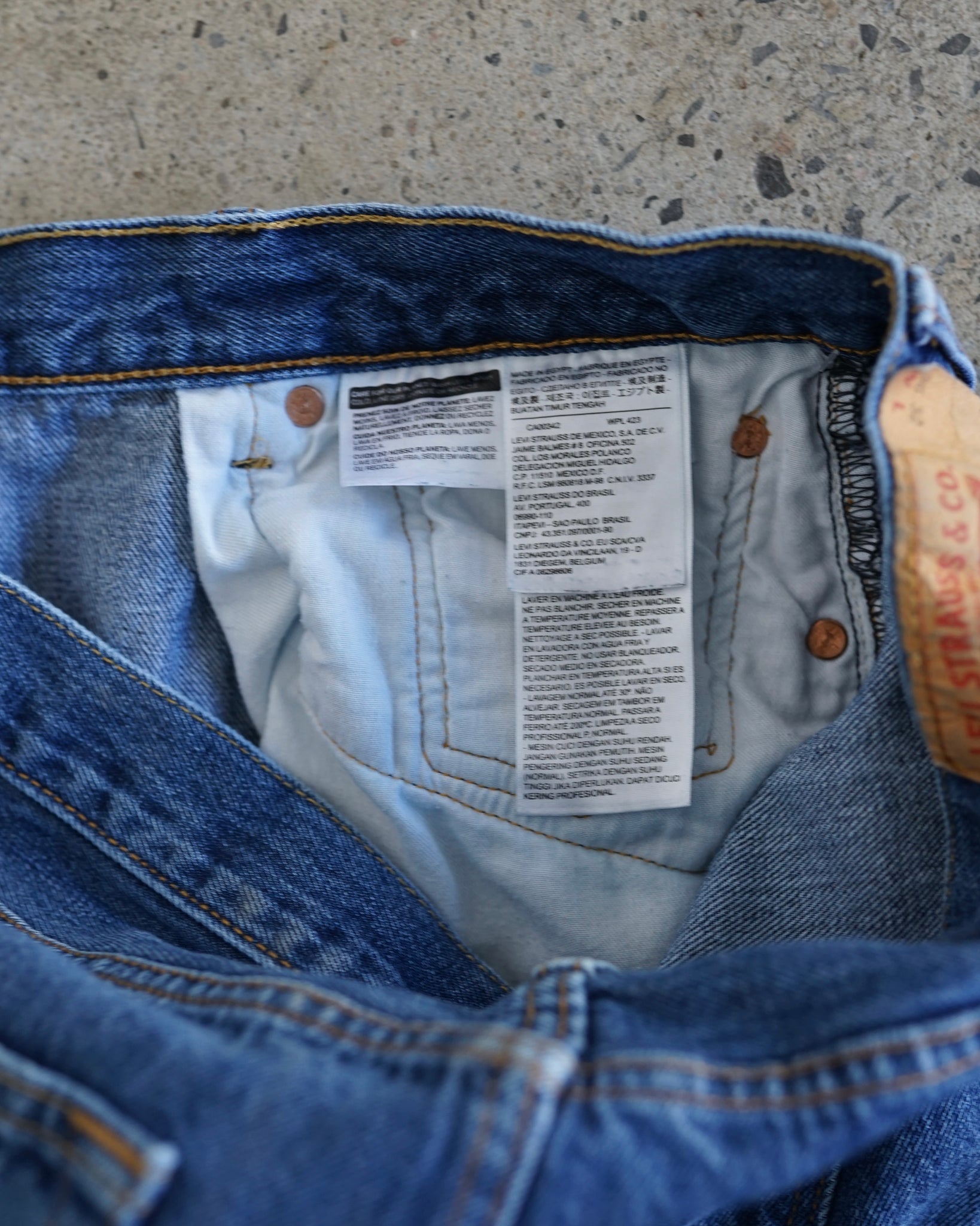 levi's 501 jeans