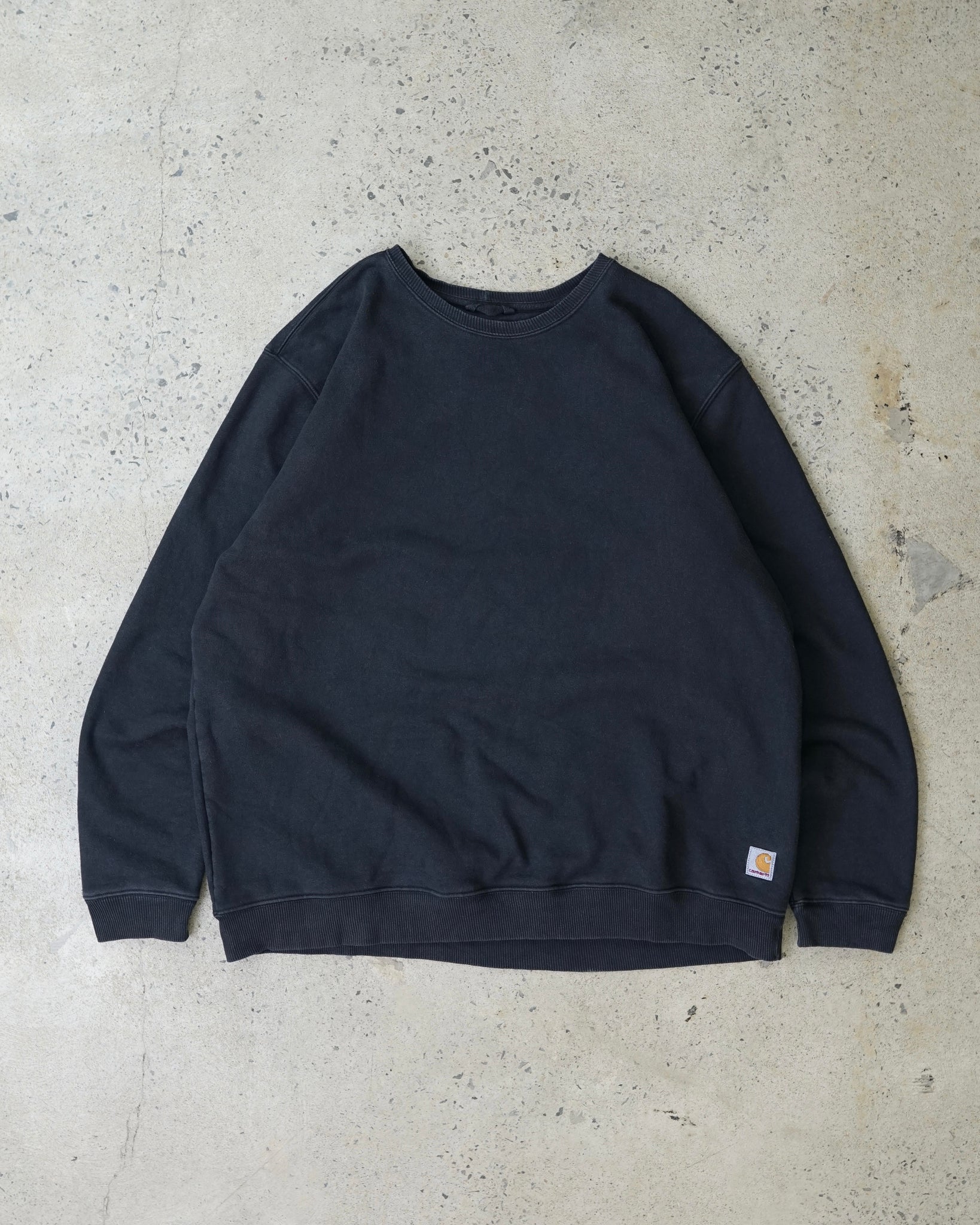 carhartt crewneck