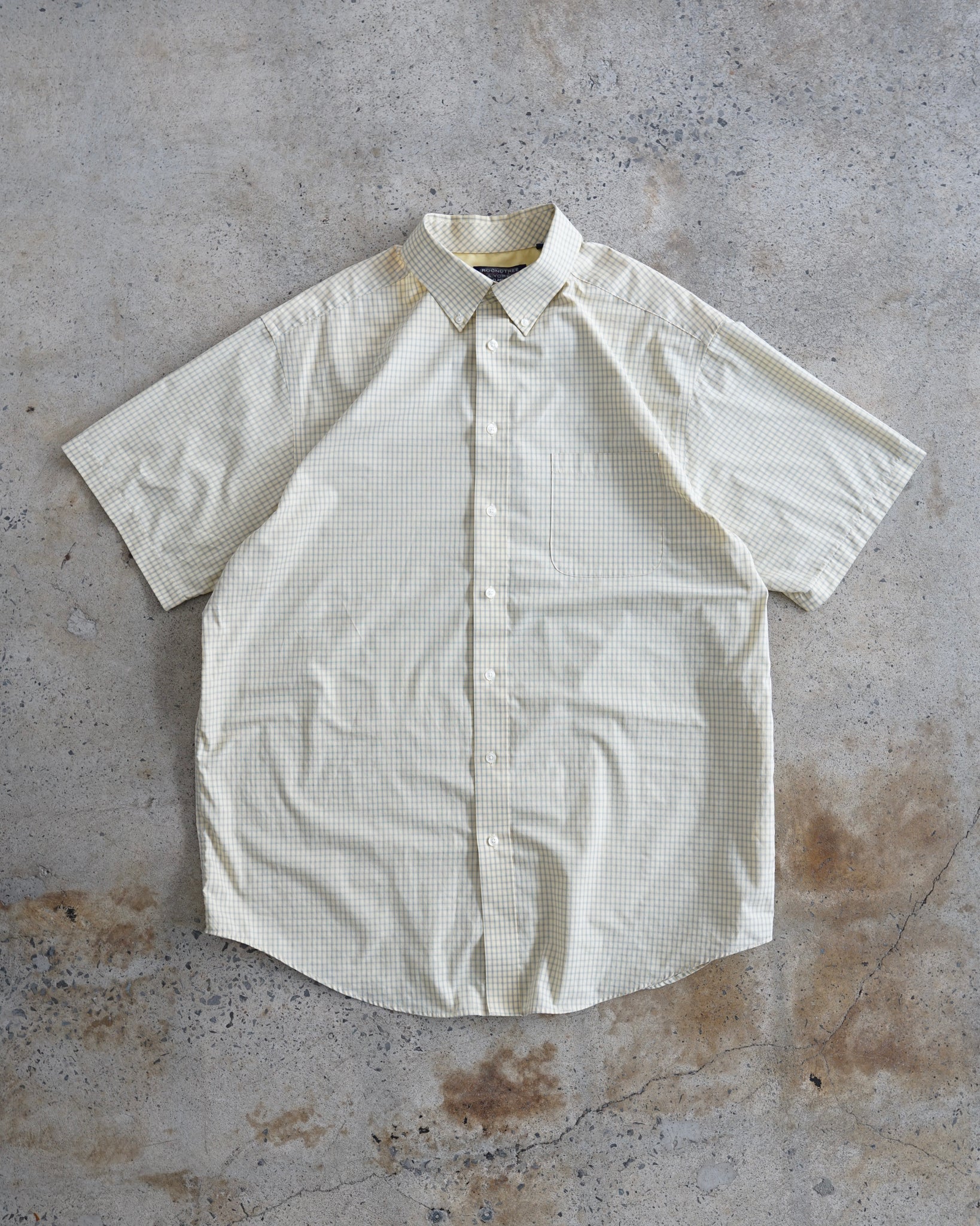 roundtree and yorke button-up shirt
