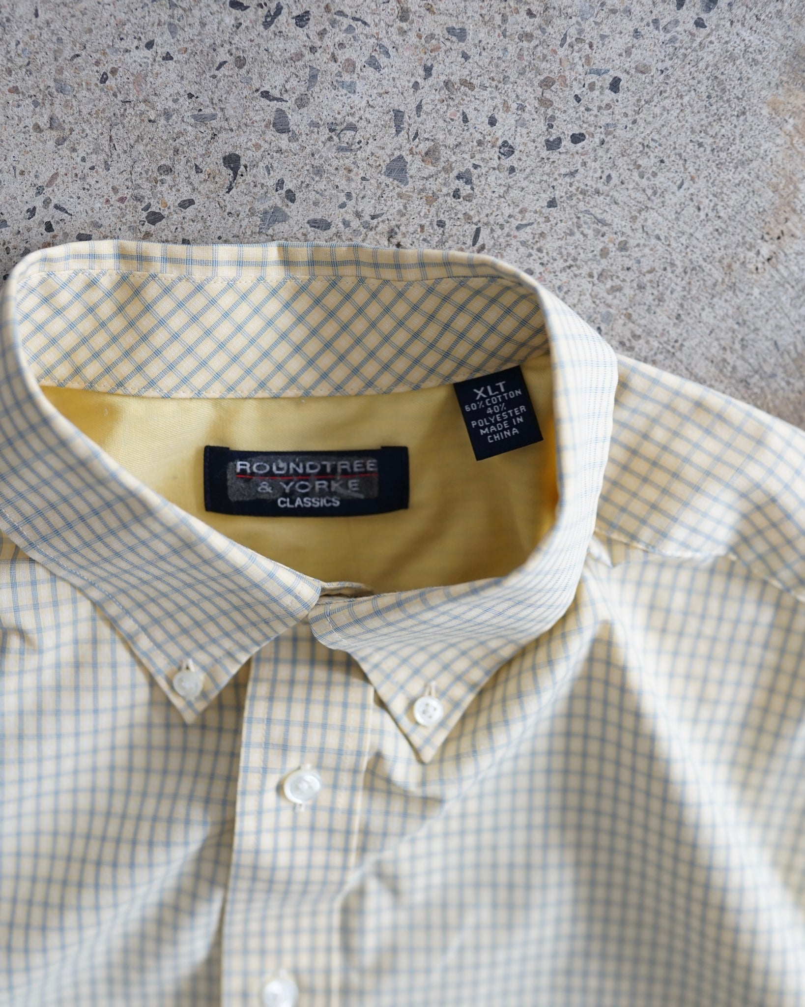 roundtree and yorke button-up shirt