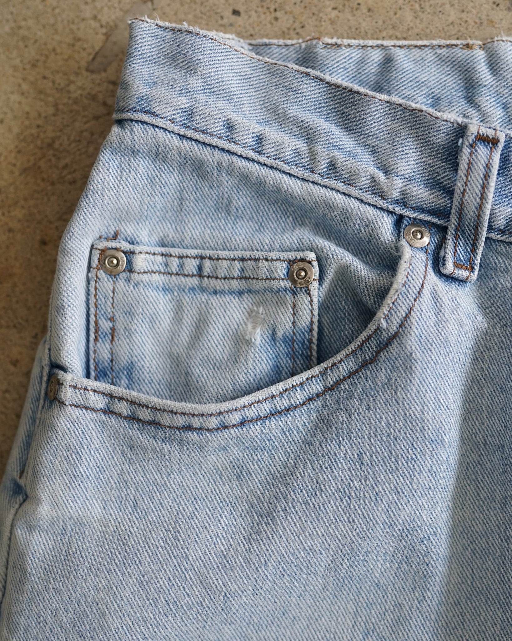 lee riveted jeans