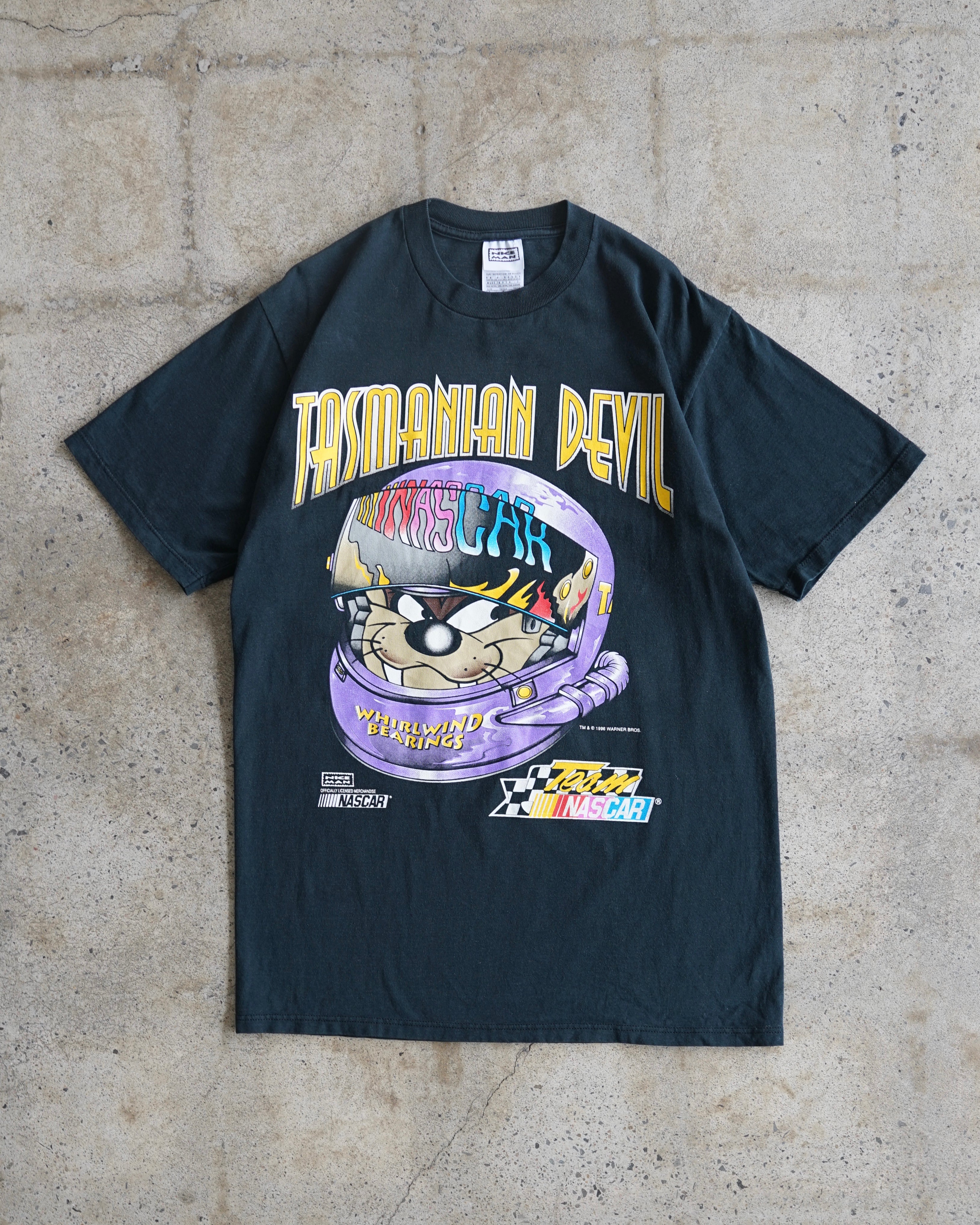 tasmanian devil nascar warner bros 1996 t-shirt – Chez Claude Vintage