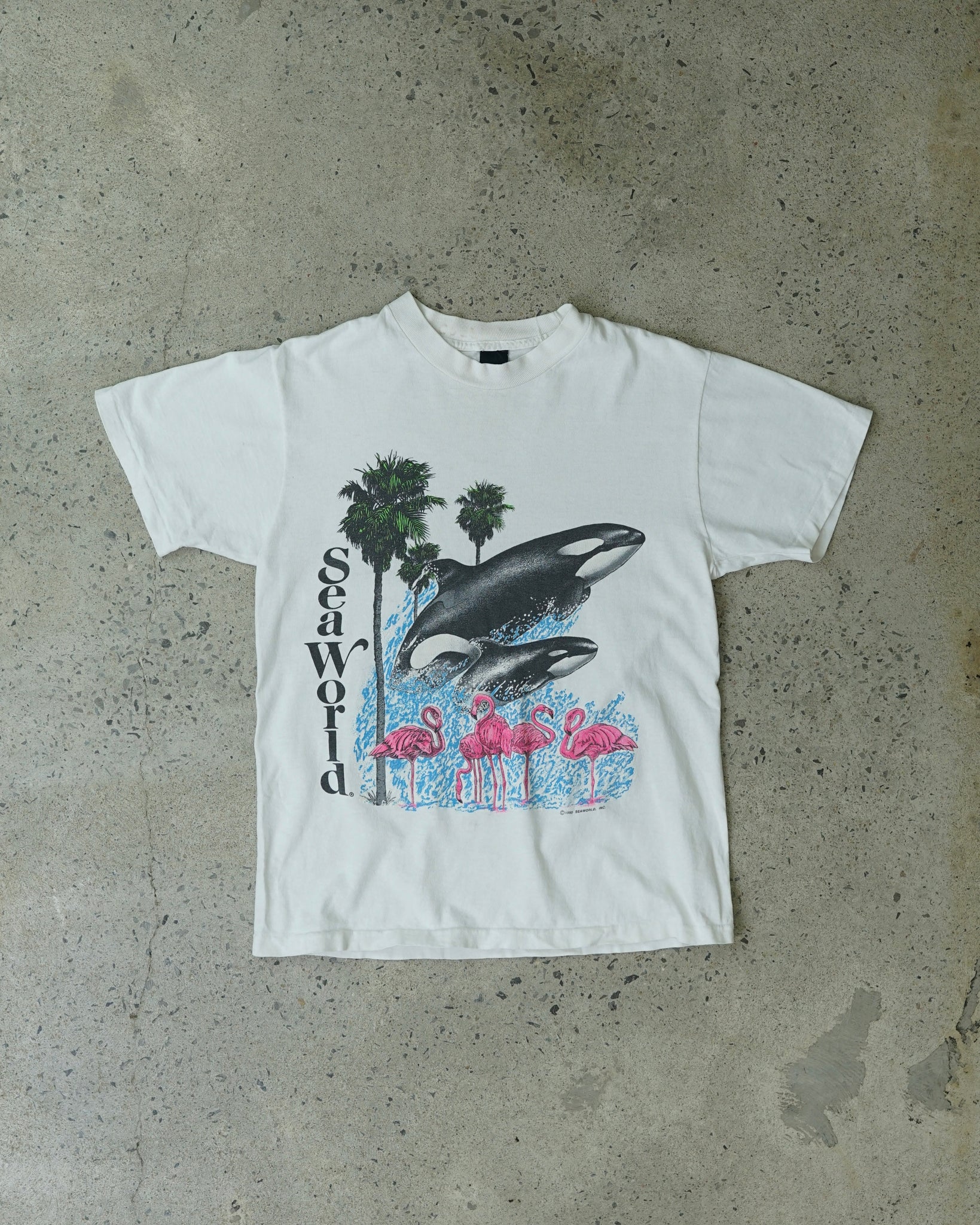 sea world 1990 t-shirt