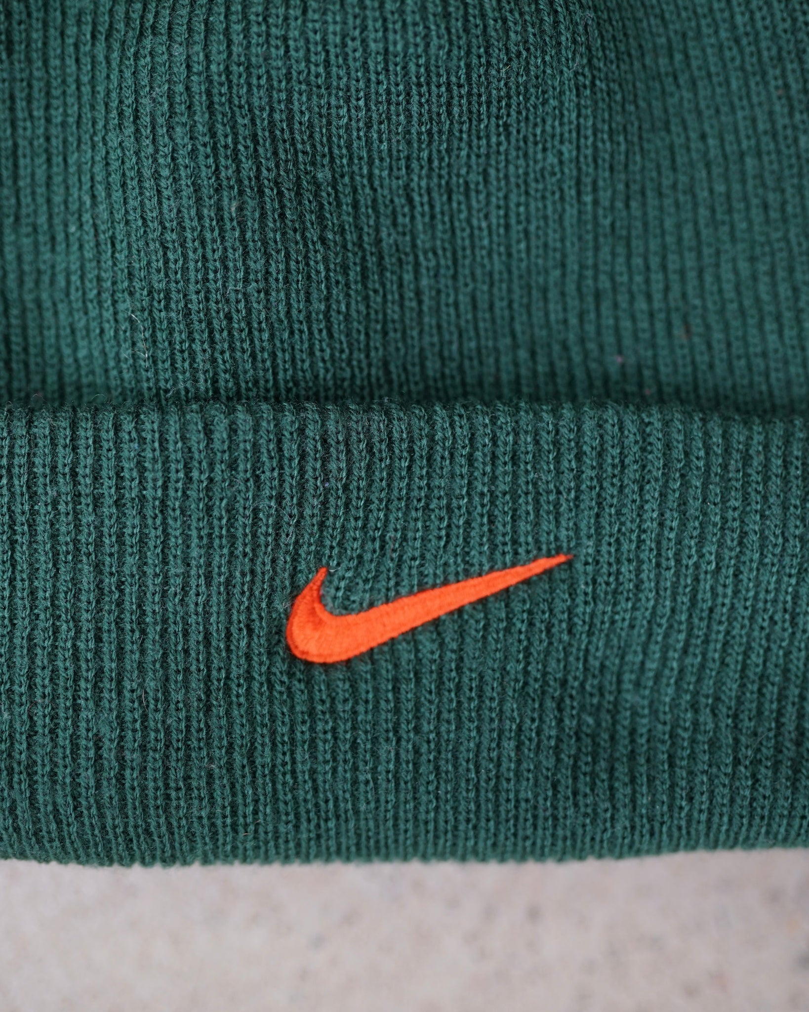 nike women's beanie